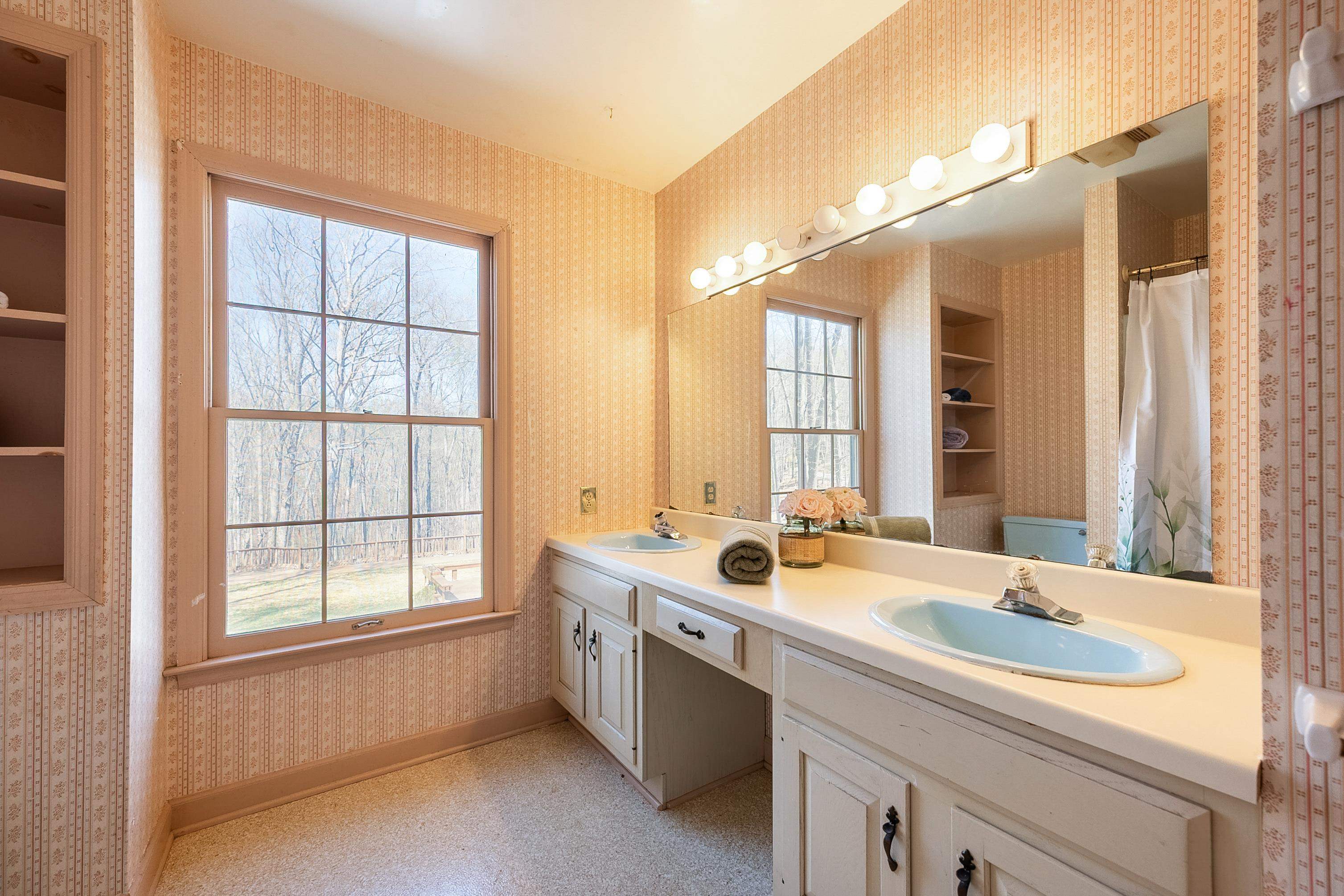 2445 Woodland Hills Drive Blacksburg VA 24060