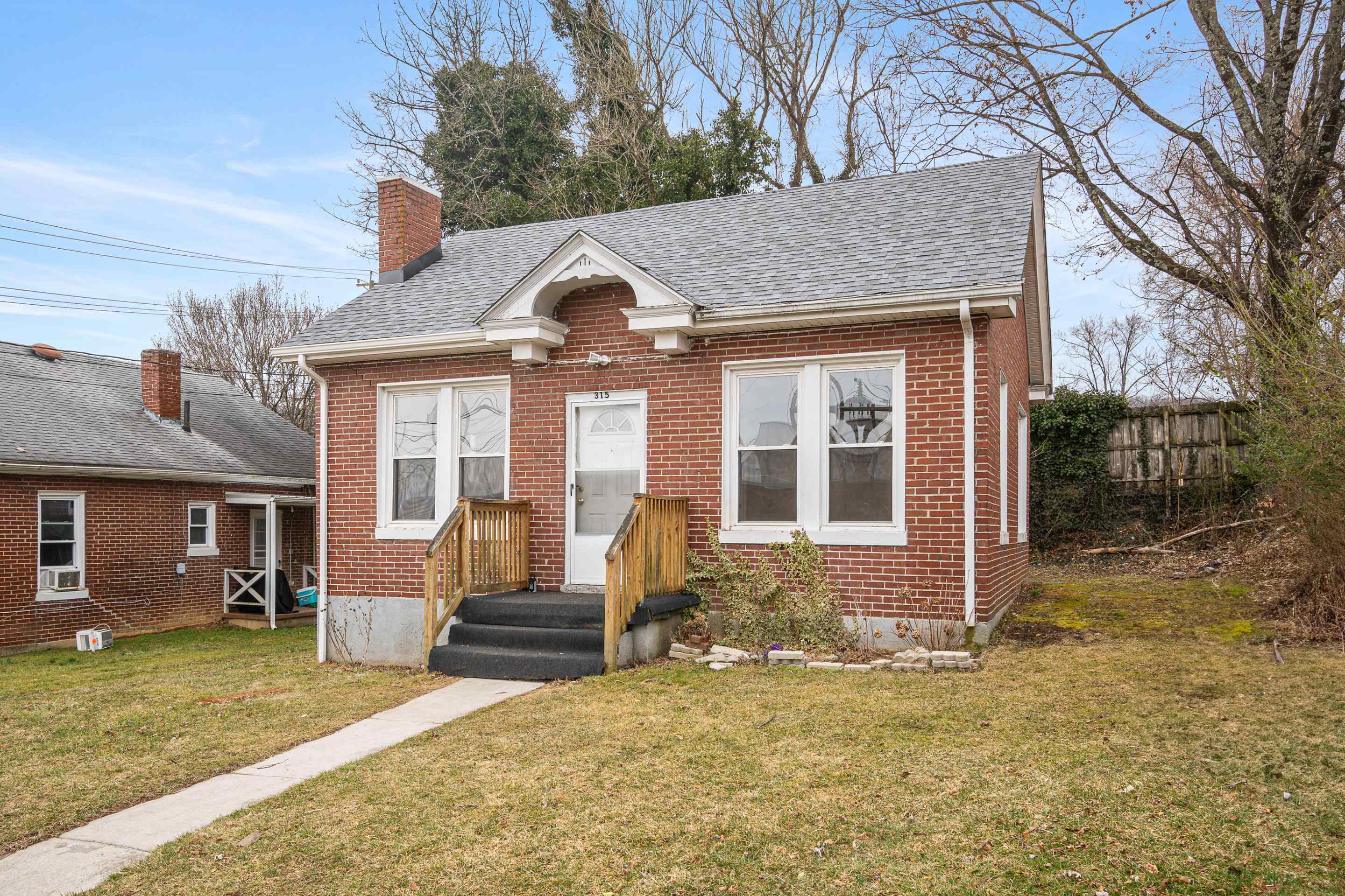 315 1st Street Pulaski VA 24301