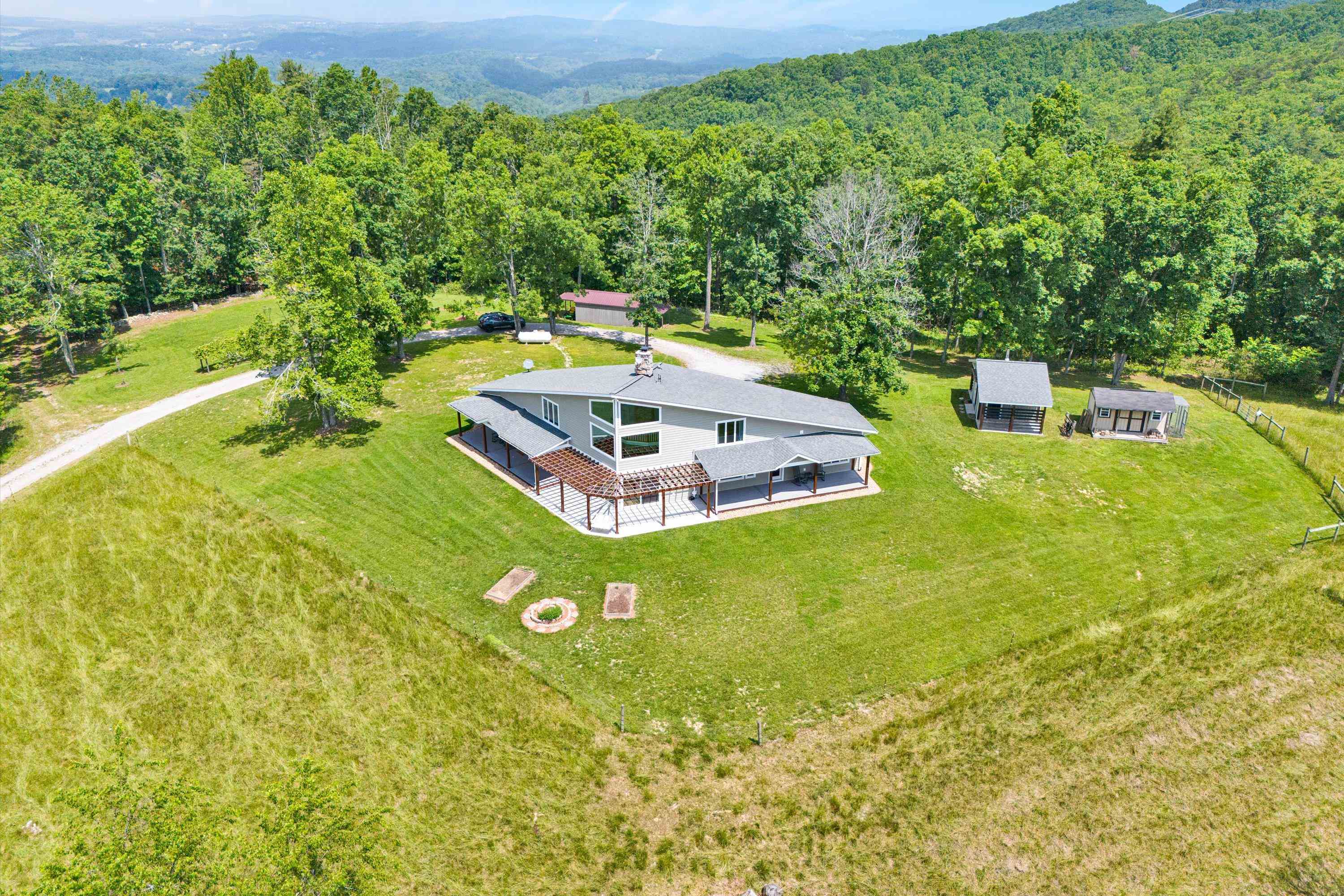 571 Cary Road Pilot VA 24138