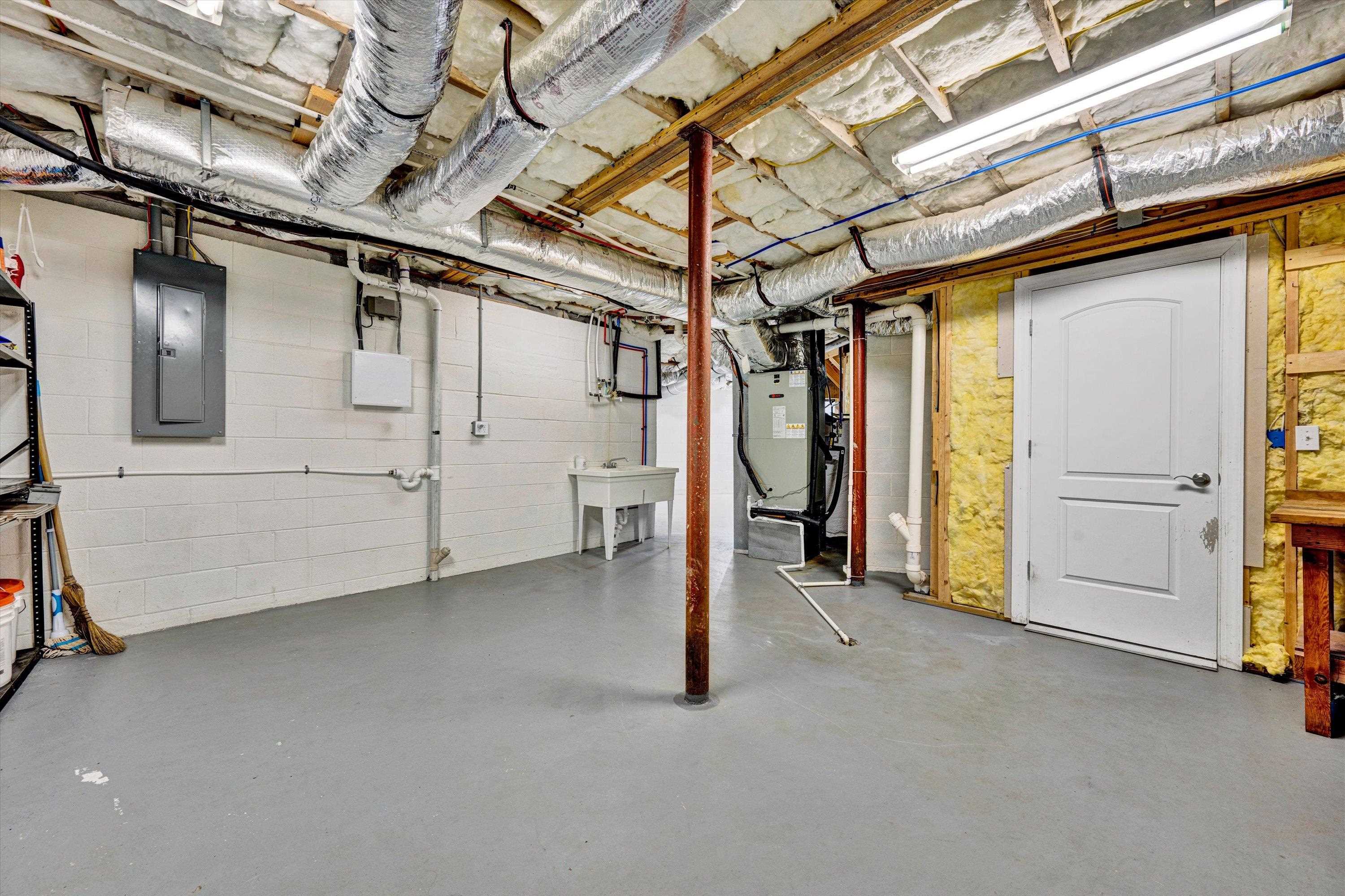 571 Cary Road Pilot VA 24138