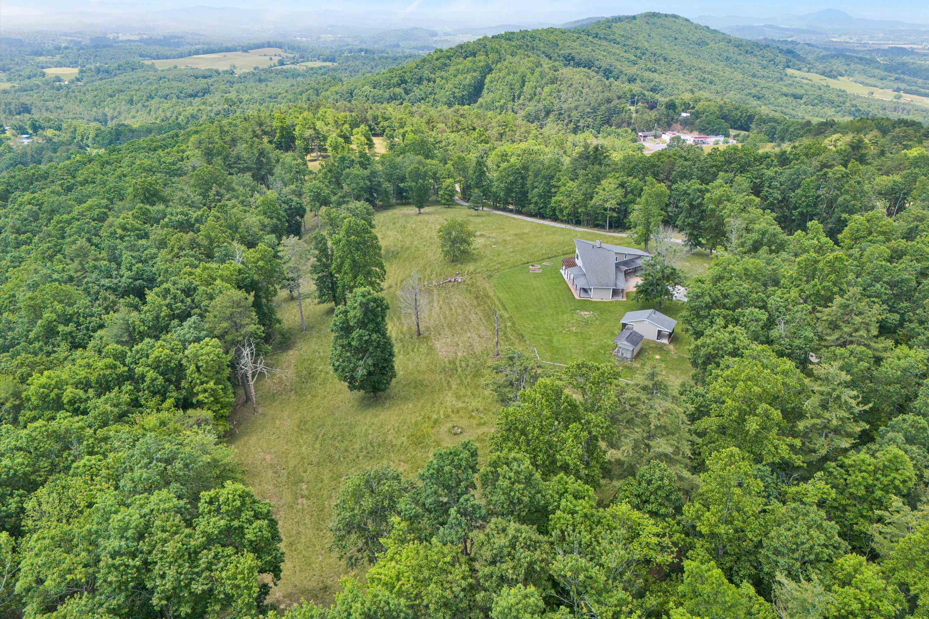 571 Cary Road Pilot VA 24138