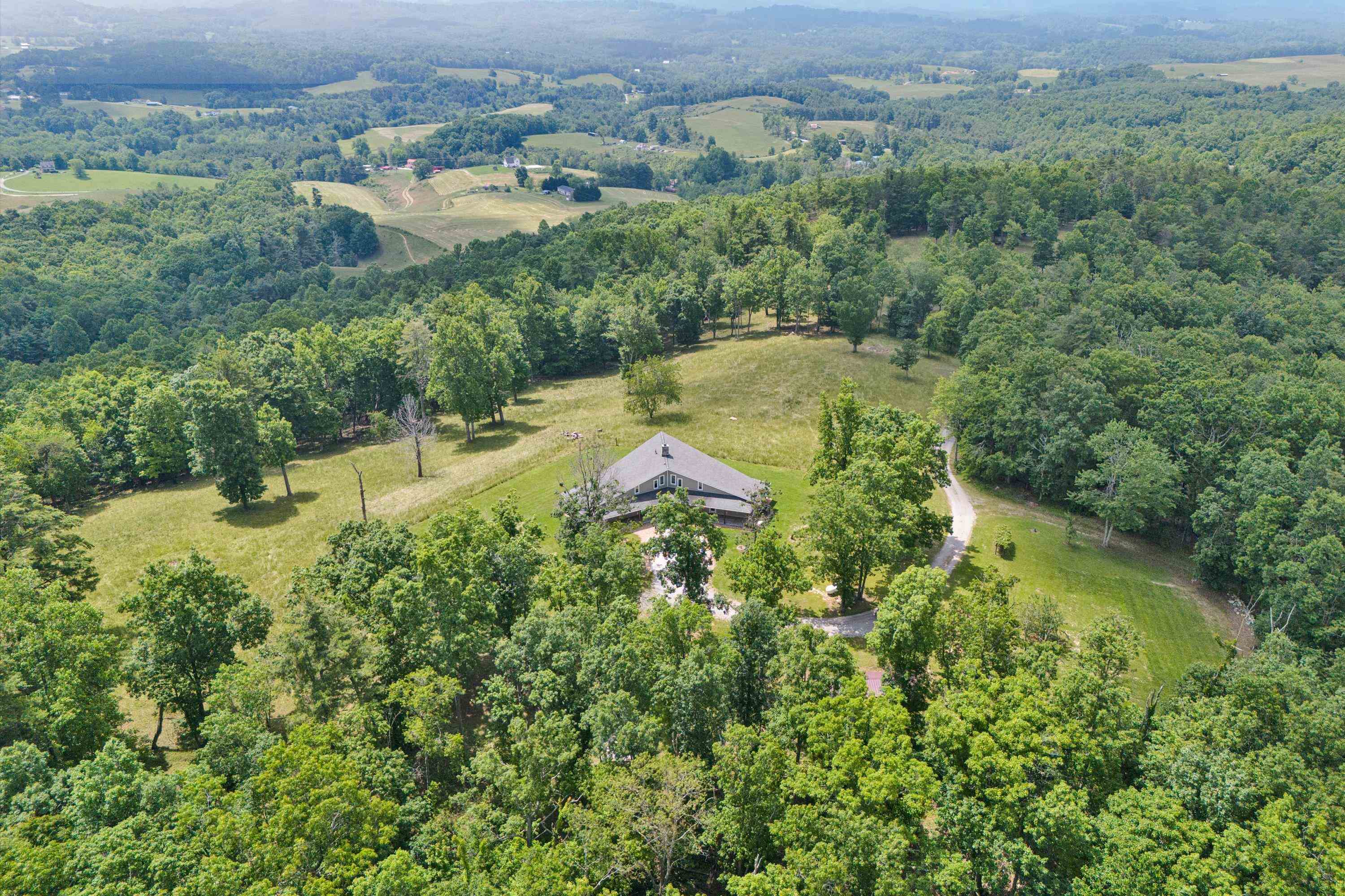 571 Cary Road Pilot VA 24138