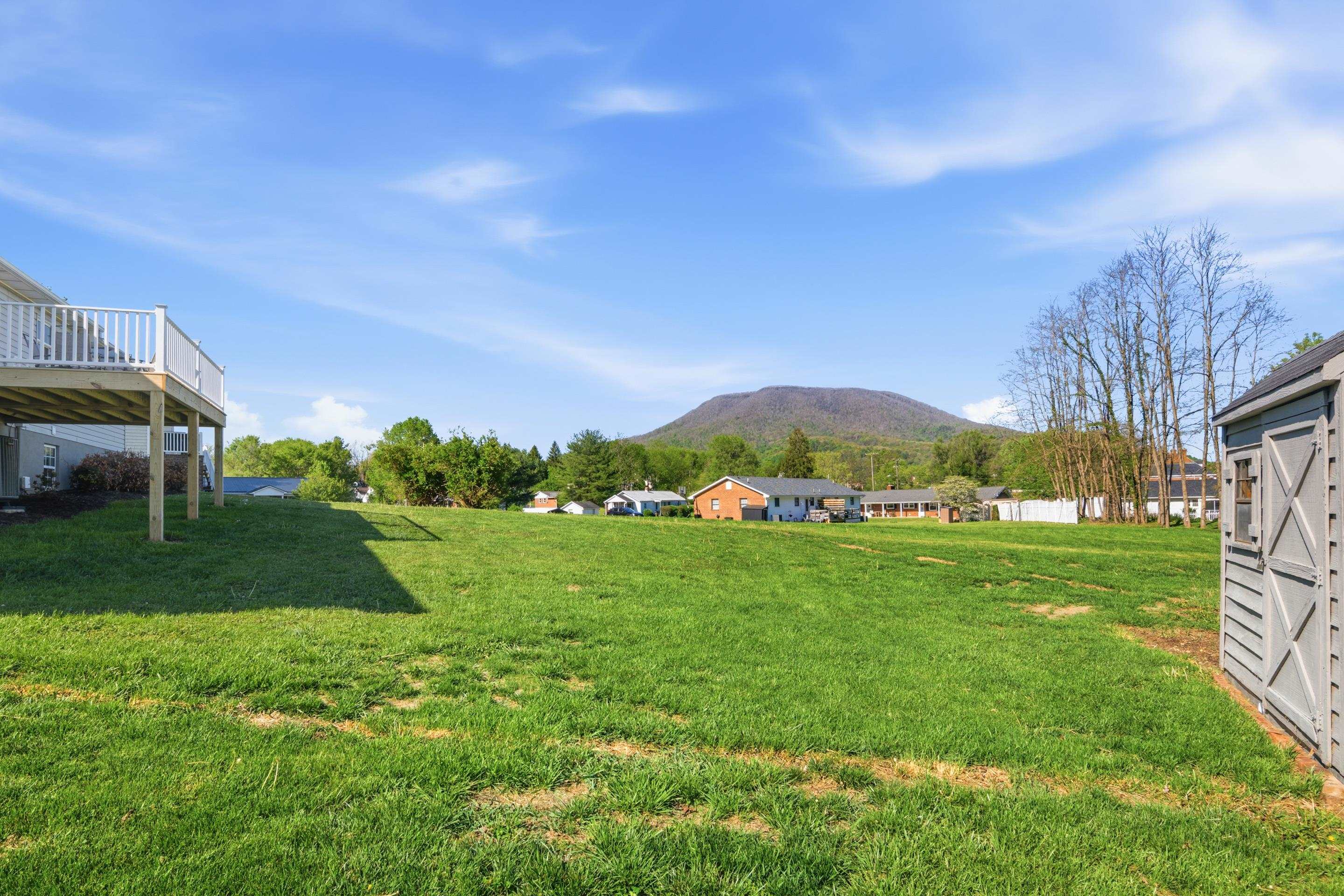 103 Huffman Drive Pearisburg VA 24134