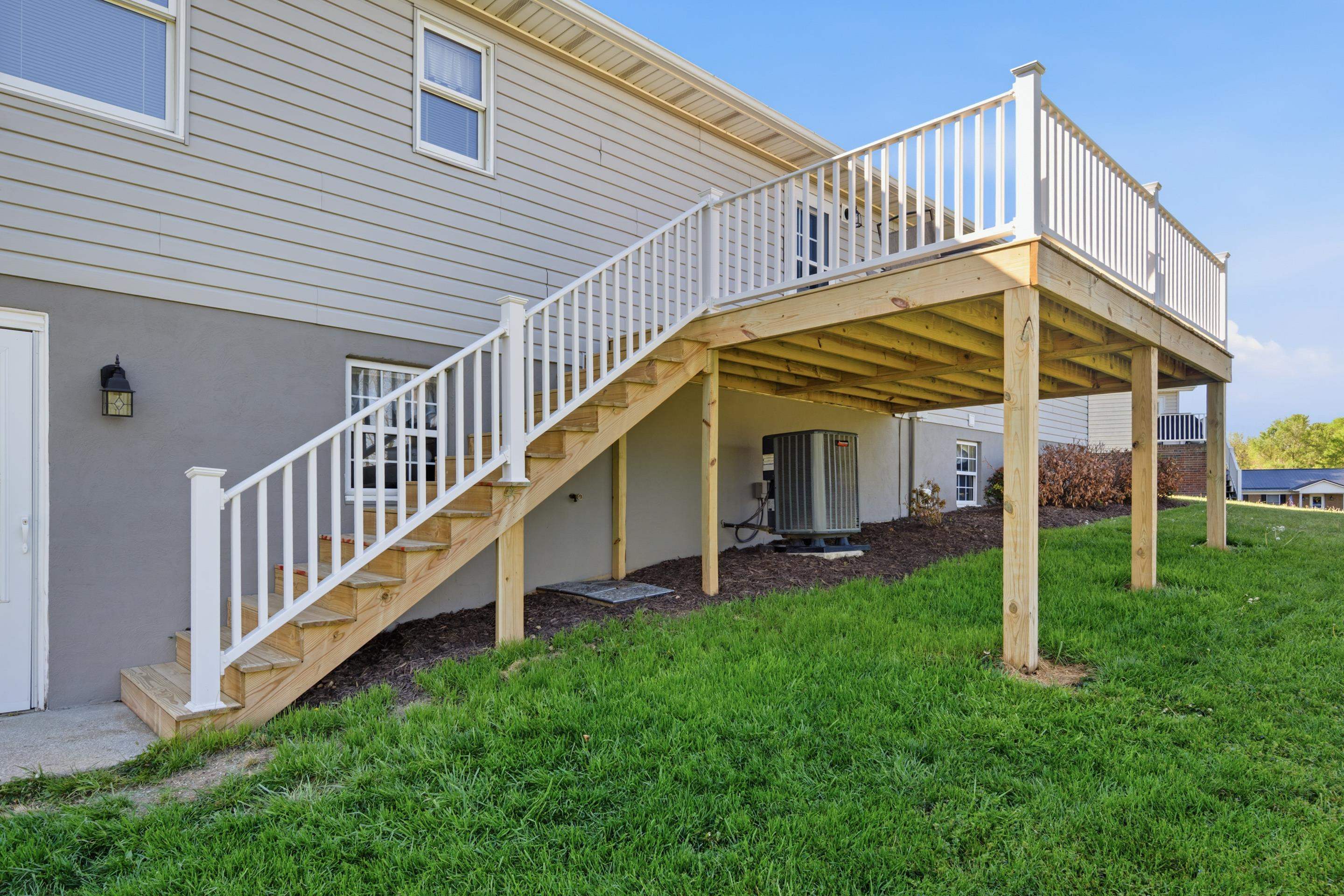 103 Huffman Drive Pearisburg VA 24134