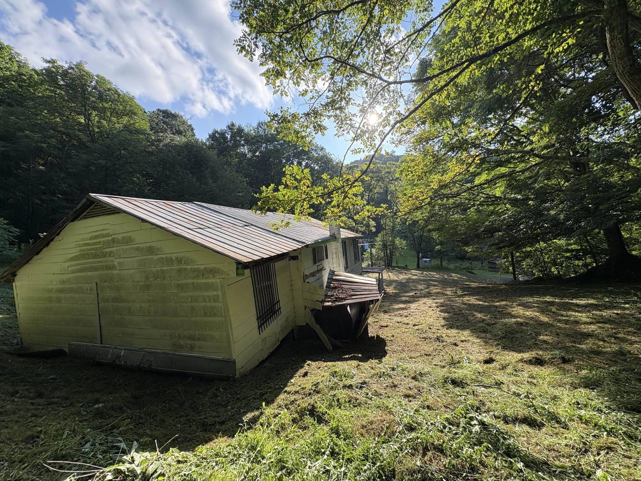 549 Dairy Barn Road Bluefield VA 24605