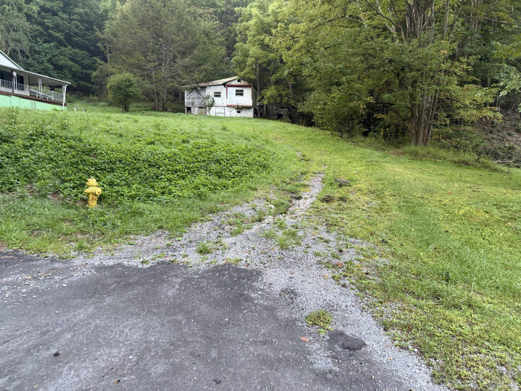 549 Dairy Barn Road Bluefield VA 24605
