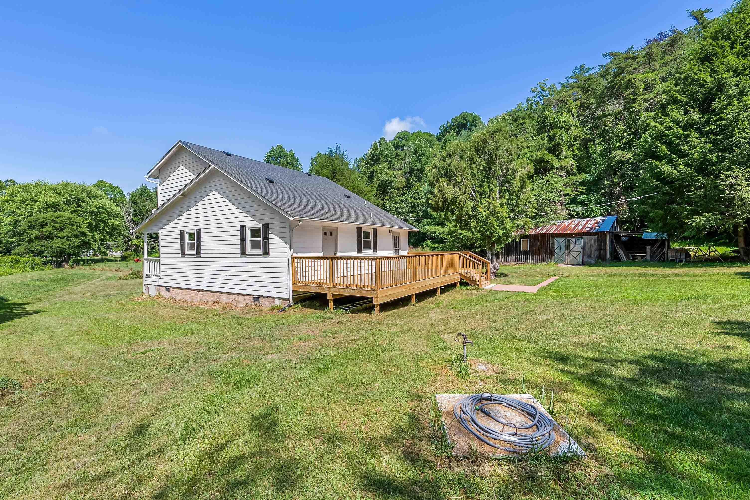 309 Timber Road Barren Springs VA 24313