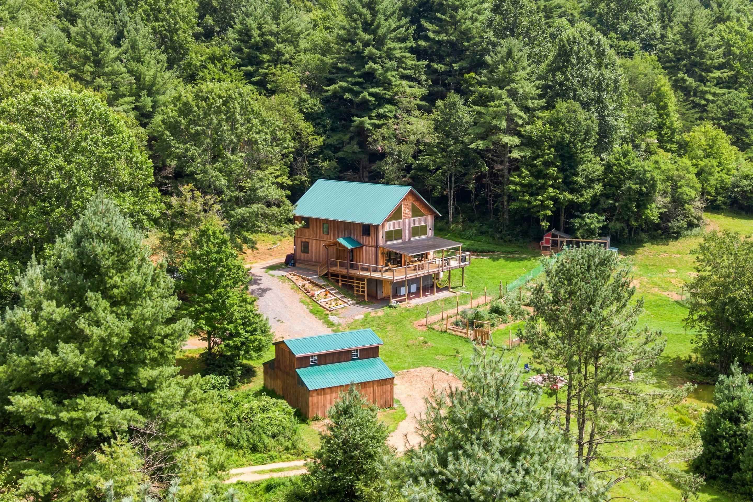 1591 Moles Road SW Willis VA 24380