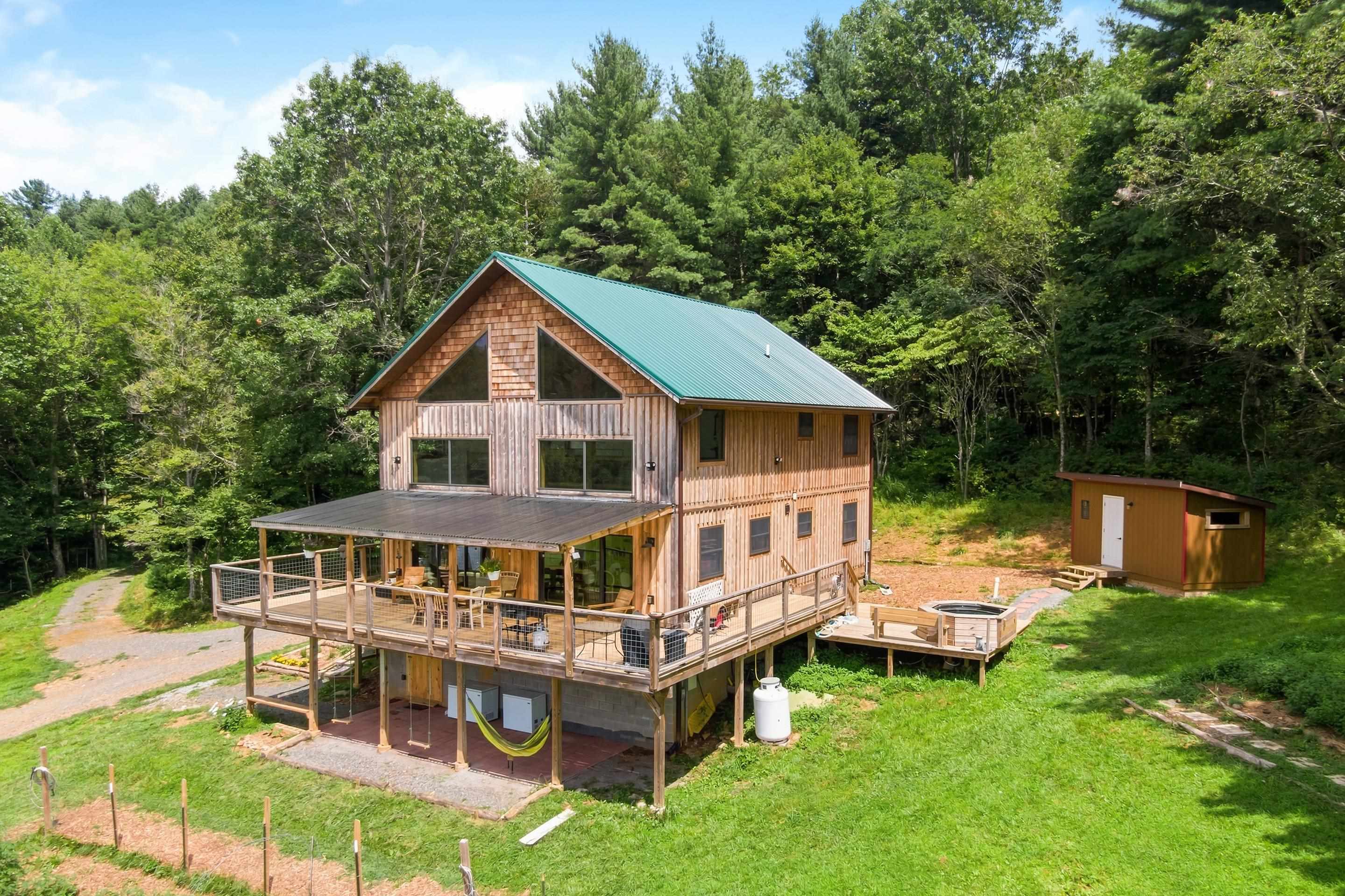 1591 Moles Road SW Willis VA 24380