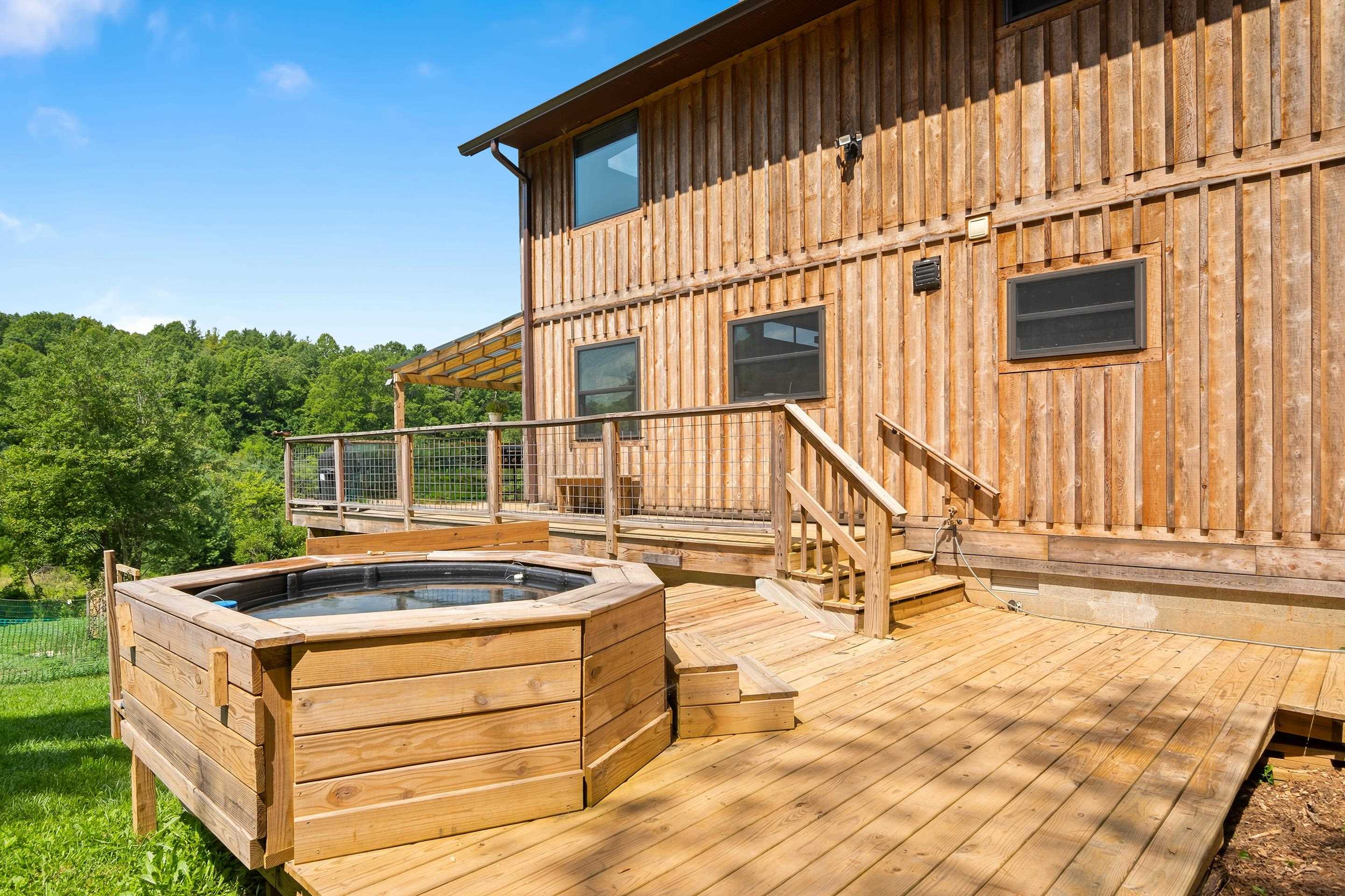 1591 Moles Road SW Willis VA 24380