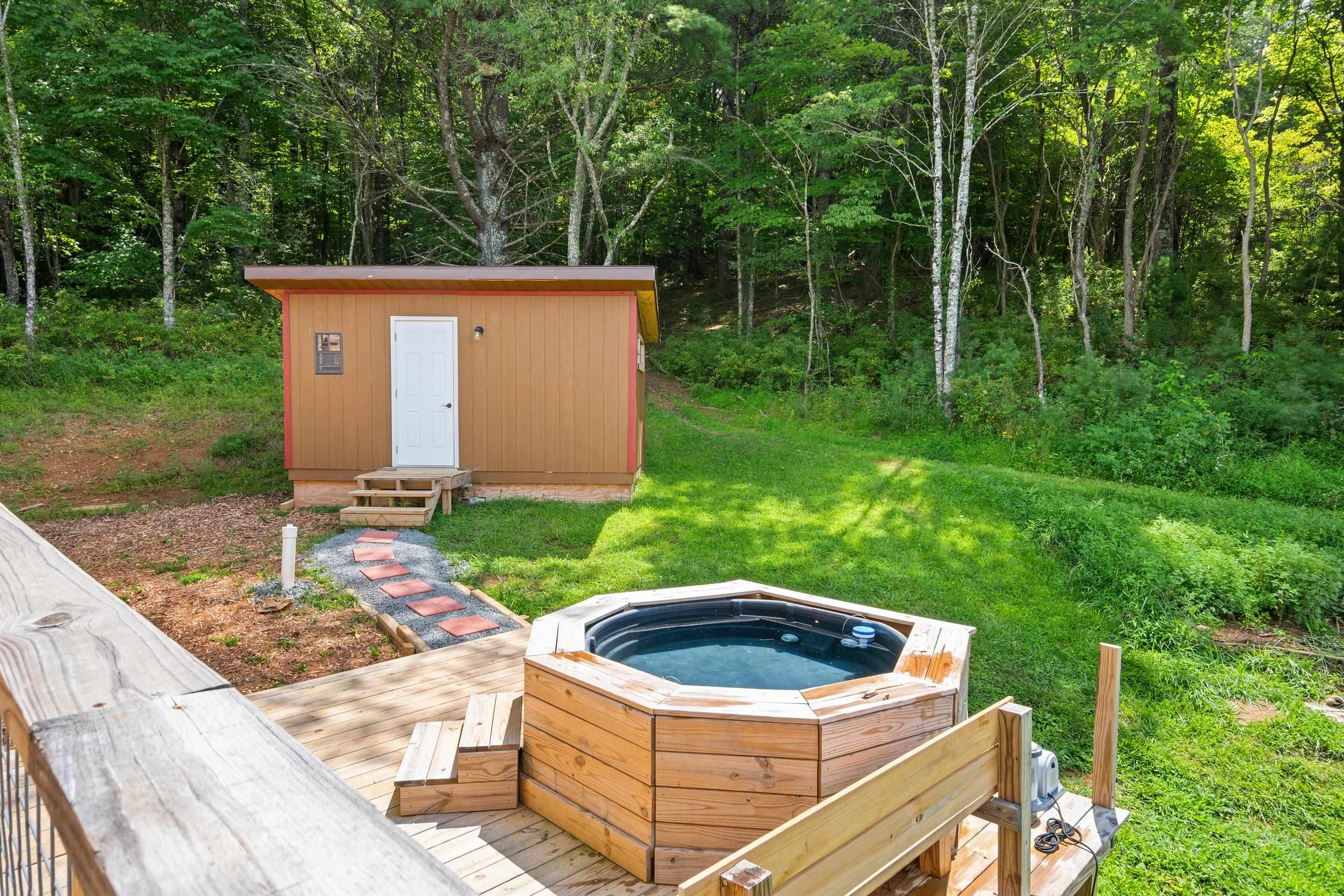 1591 Moles Road SW Willis VA 24380