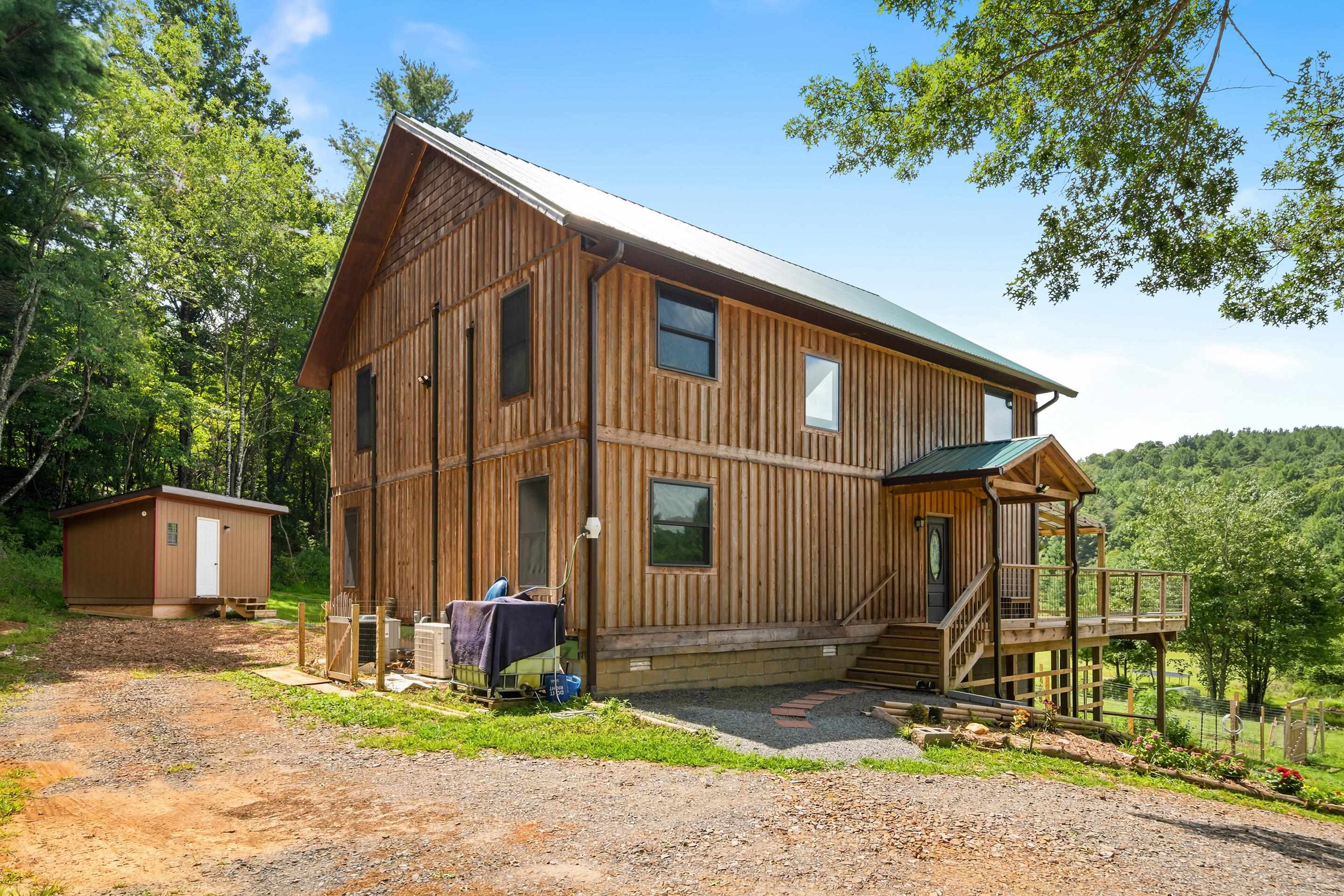 1591 Moles Road SW Willis VA 24380