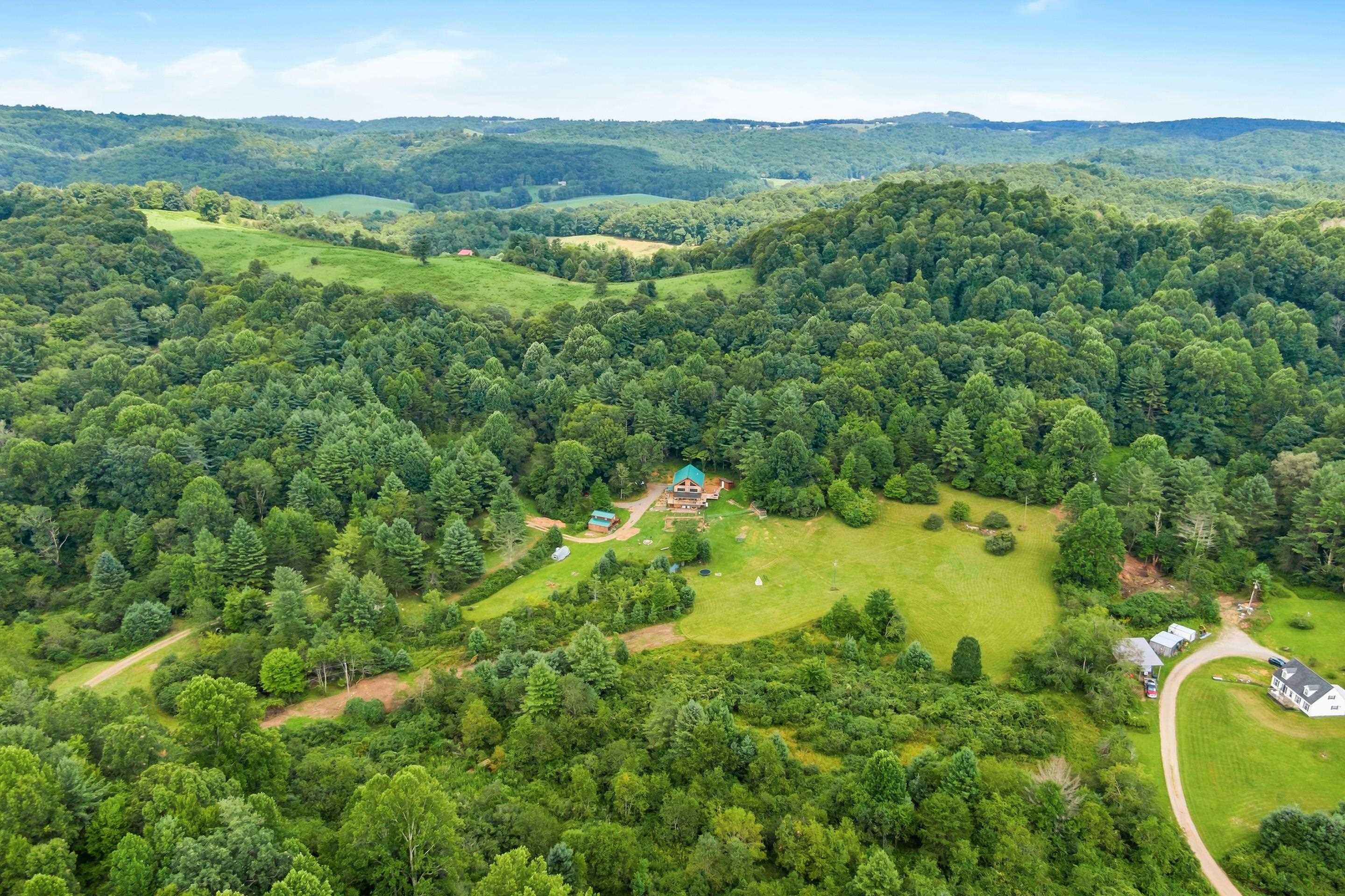 1591 Moles Road SW Willis VA 24380