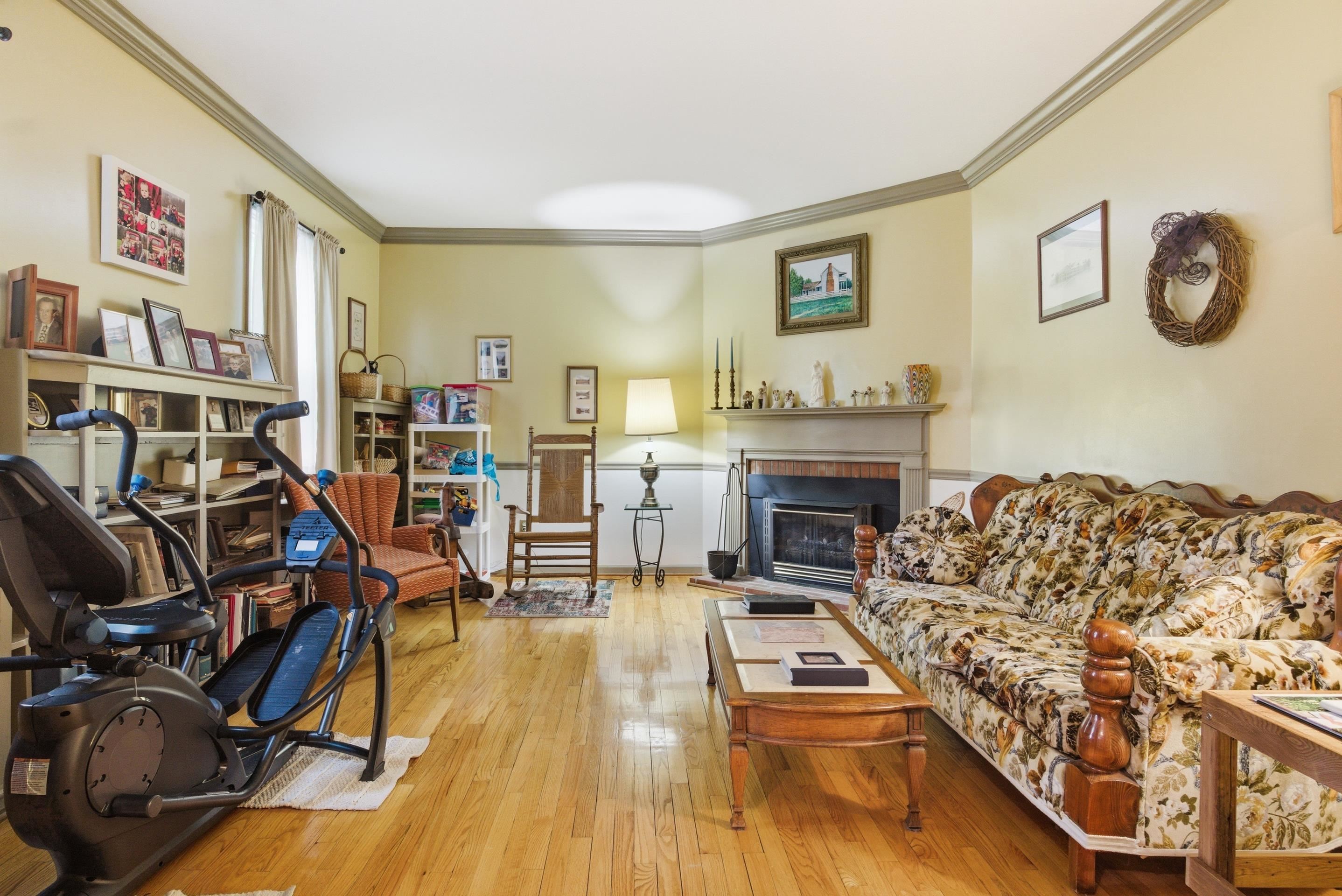 311 Chestnut Street Pearisburg VA 24134