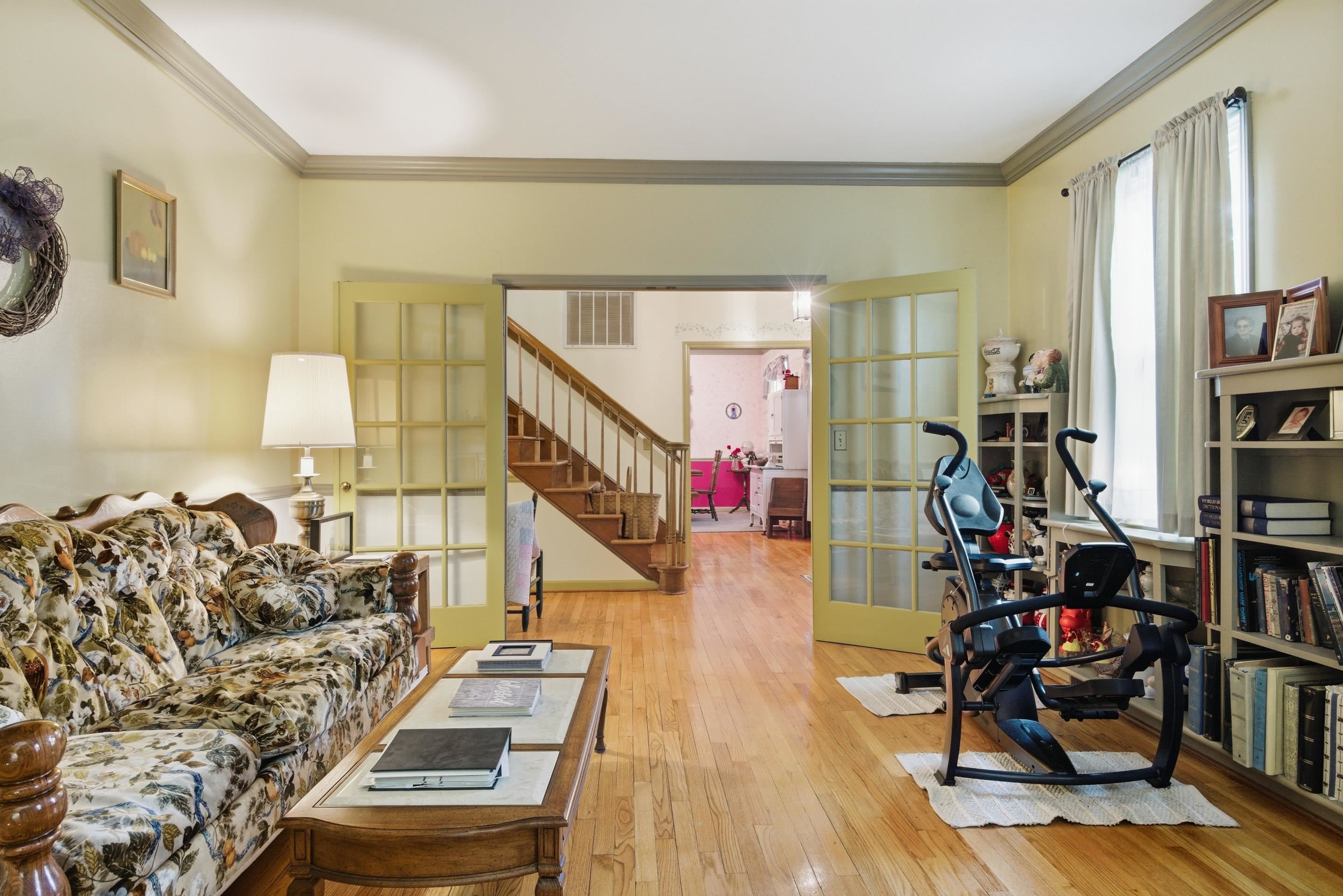311 Chestnut Street Pearisburg VA 24134