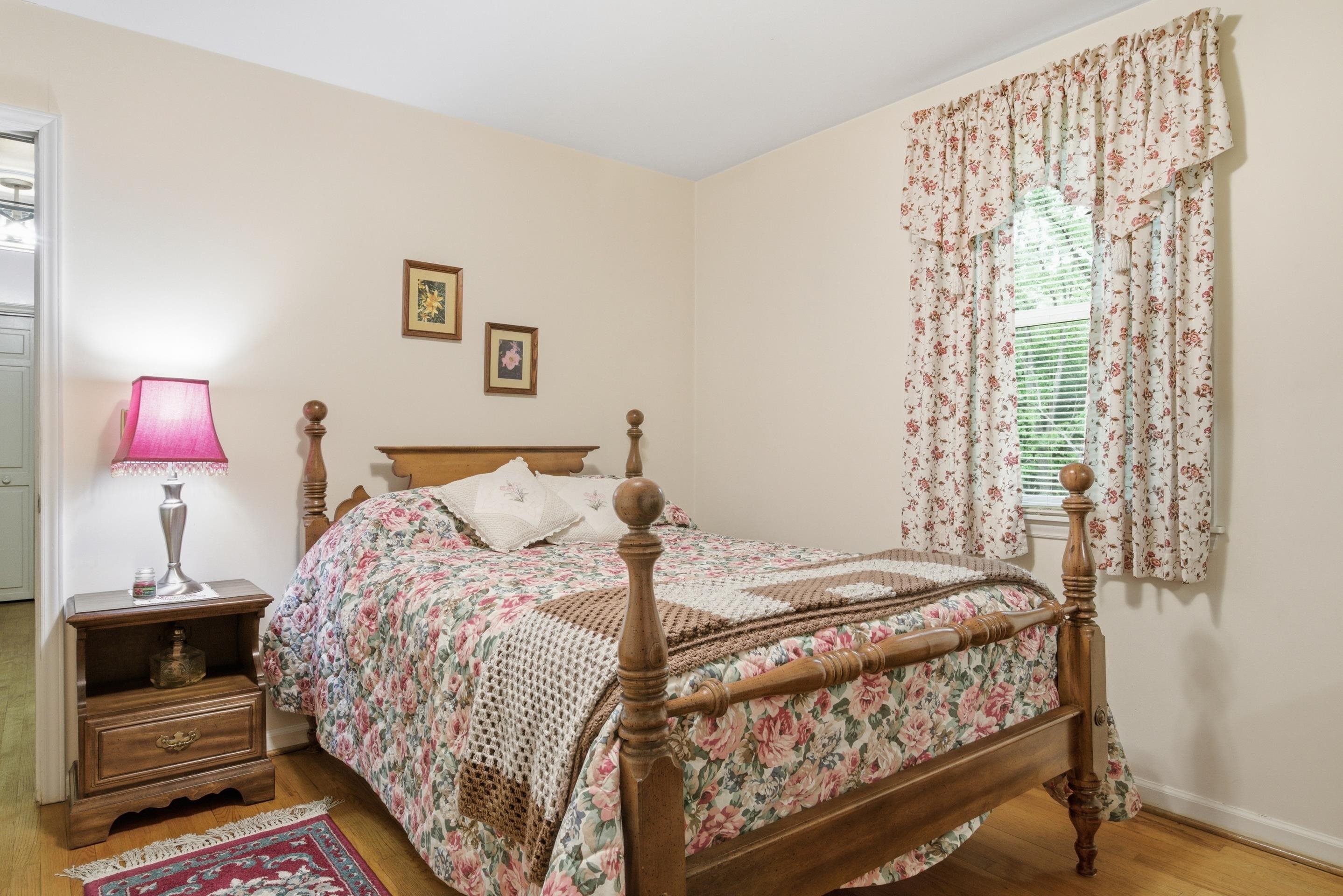 311 Chestnut Street Pearisburg VA 24134