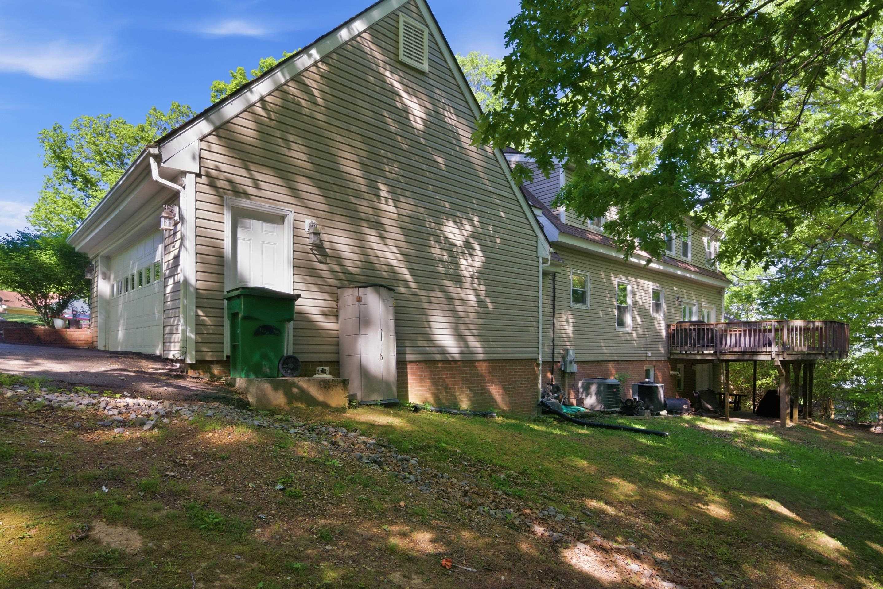 311 Chestnut Street Pearisburg VA 24134