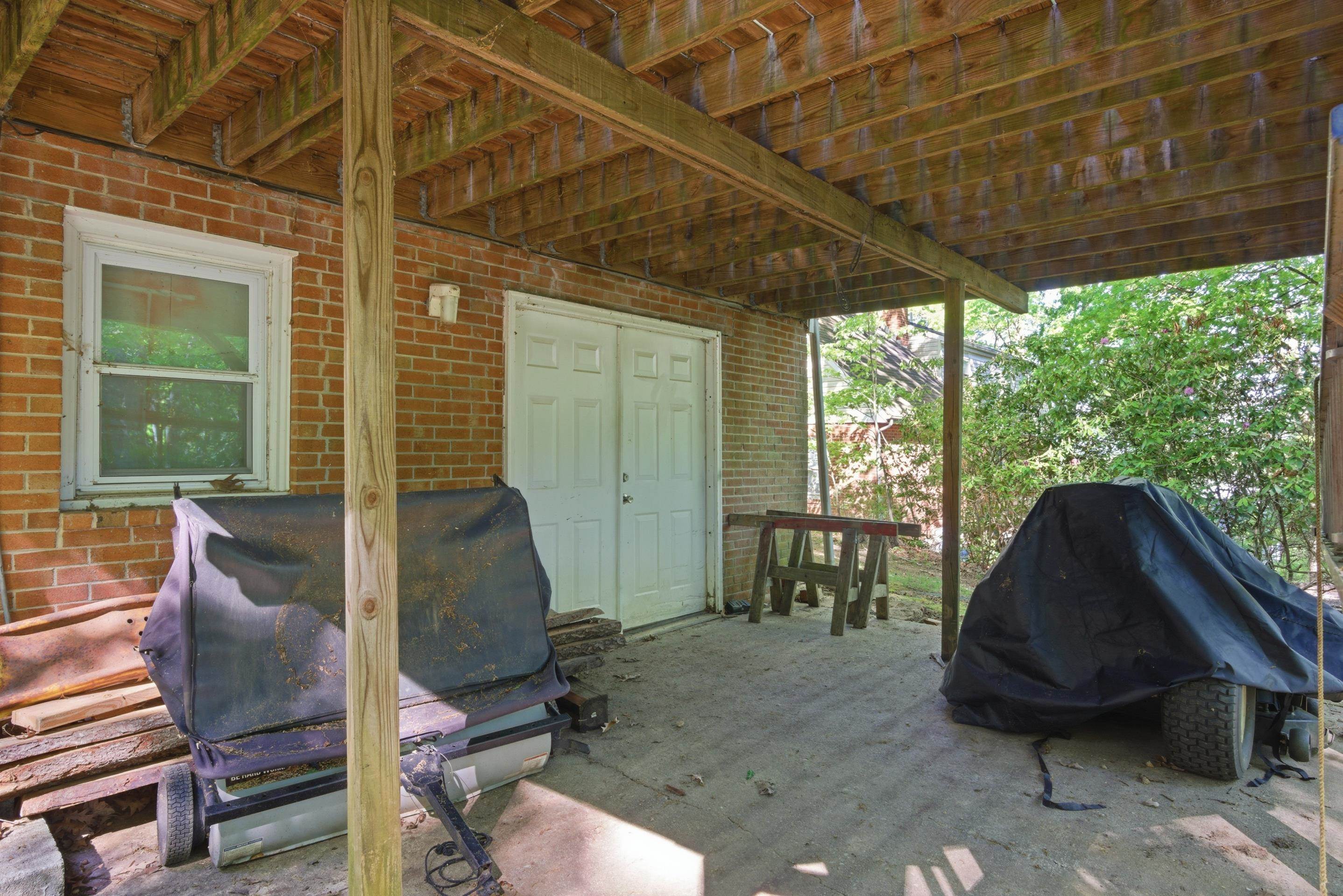 311 Chestnut Street Pearisburg VA 24134