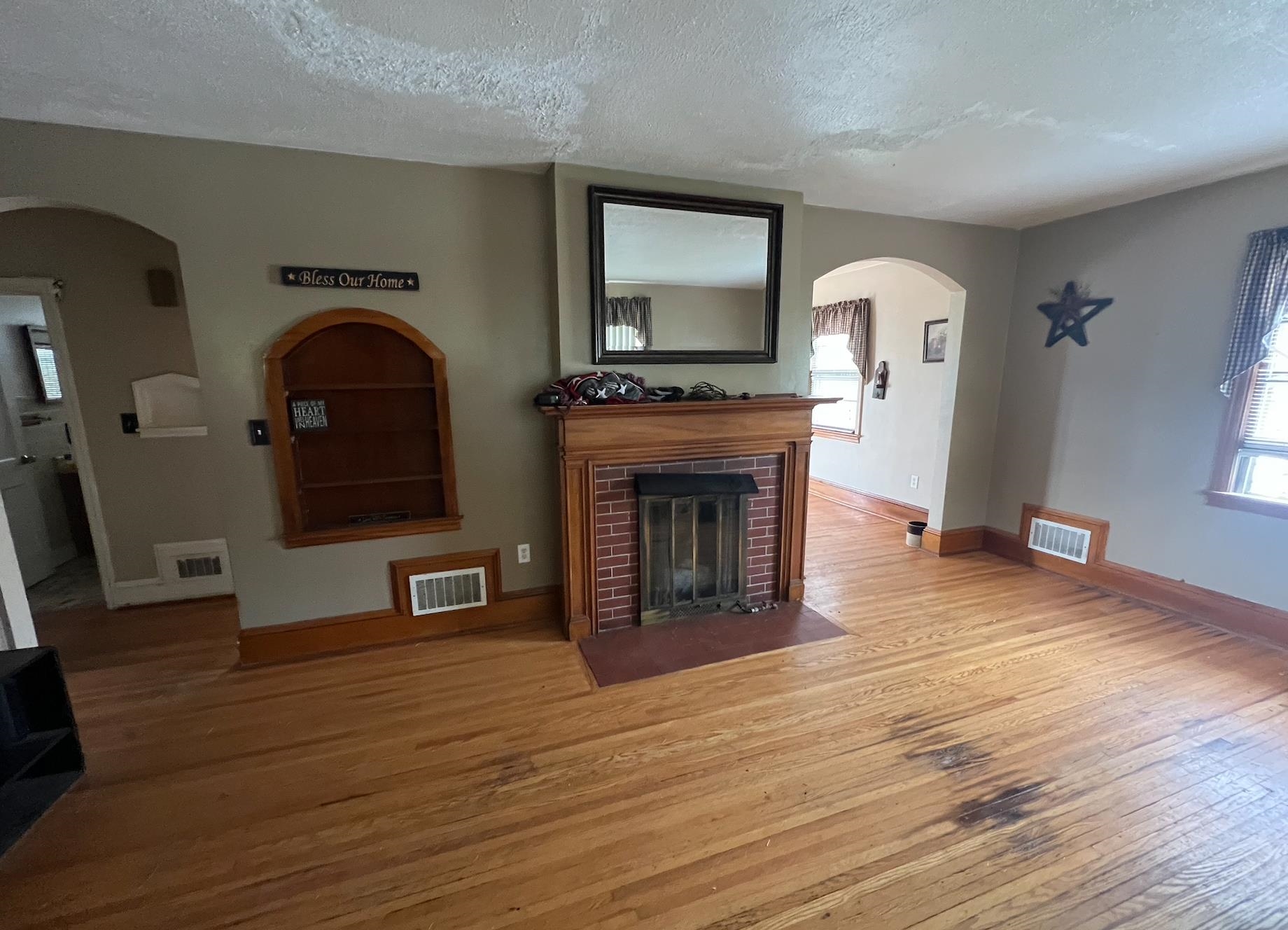 701 College Street Narrows VA 24124