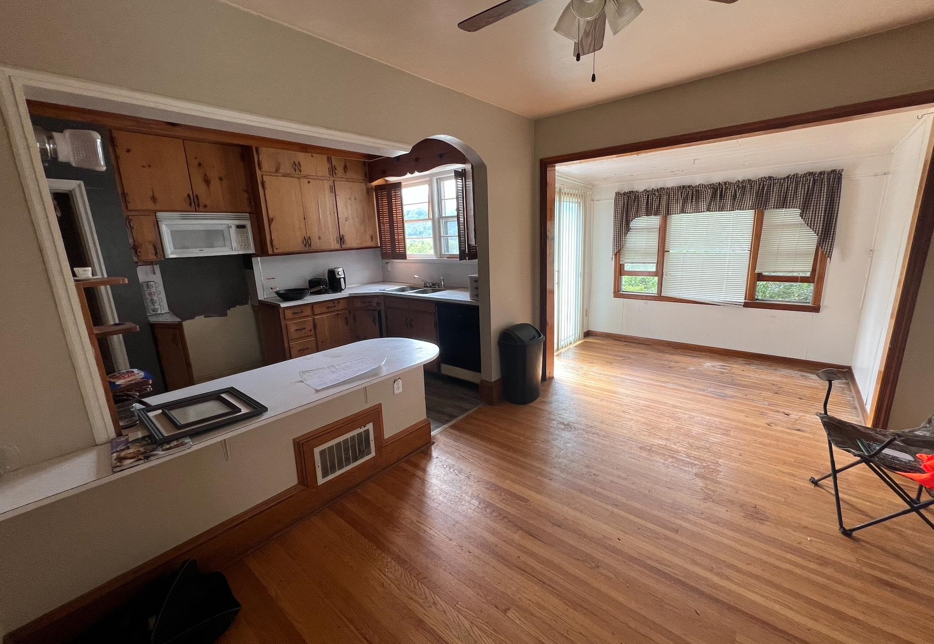 701 College Street Narrows VA 24124