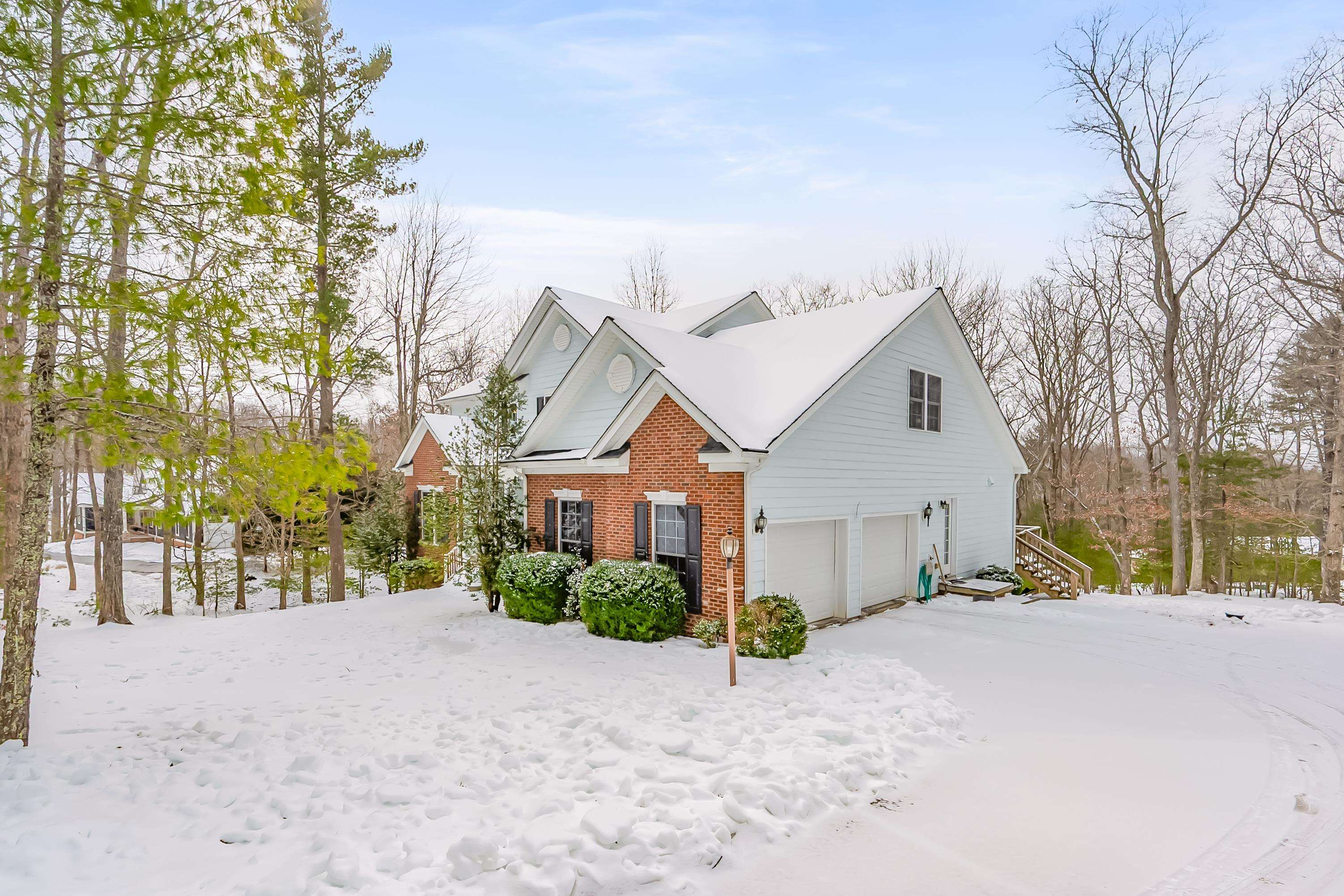 960 Coalwood Way Blacksburg VA 24060