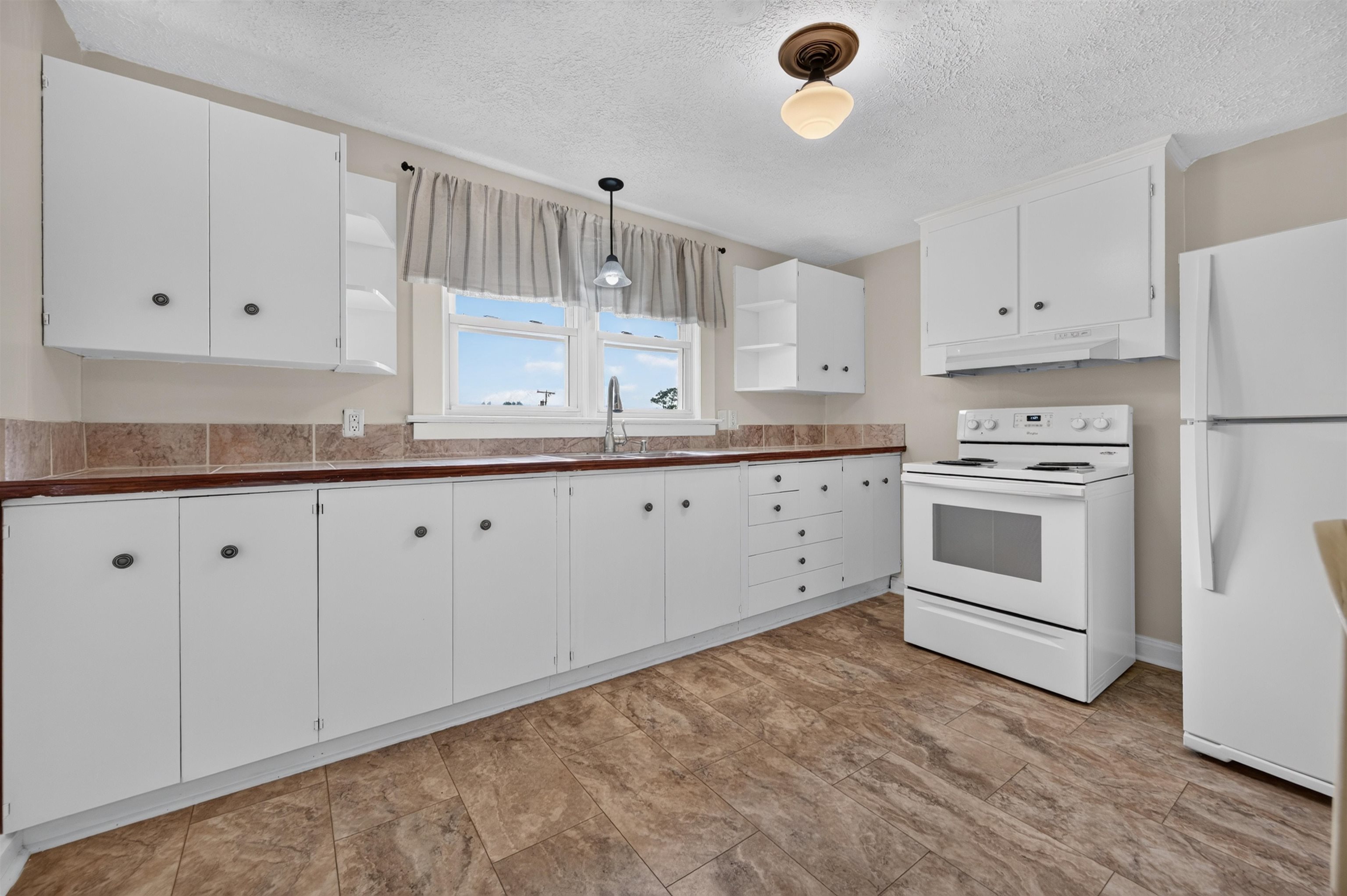 165 Blue Sky Drive Wytheville VA 24382