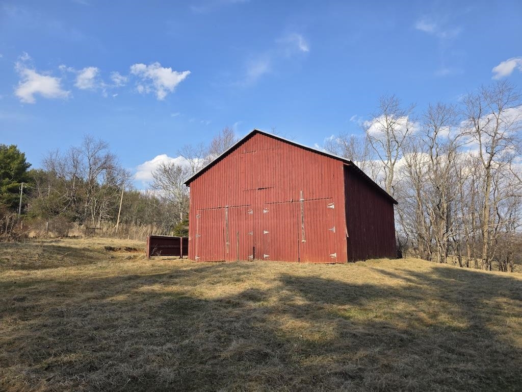 494 Soapstone Hill Road Floyd VA 24091