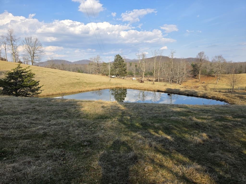 494 Soapstone Hill Road Floyd VA 24091