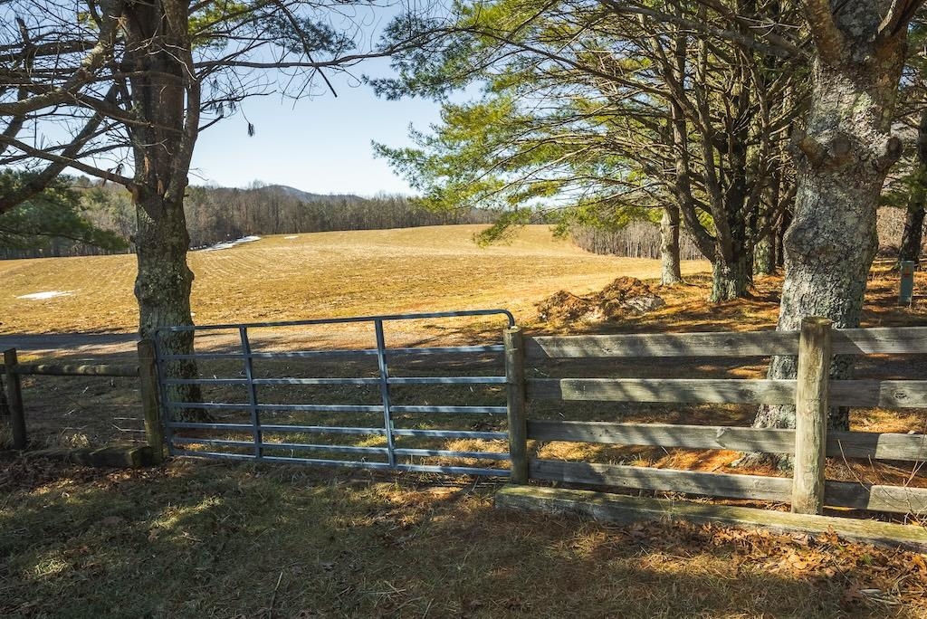 494 Soapstone Hill Road Floyd VA 24091