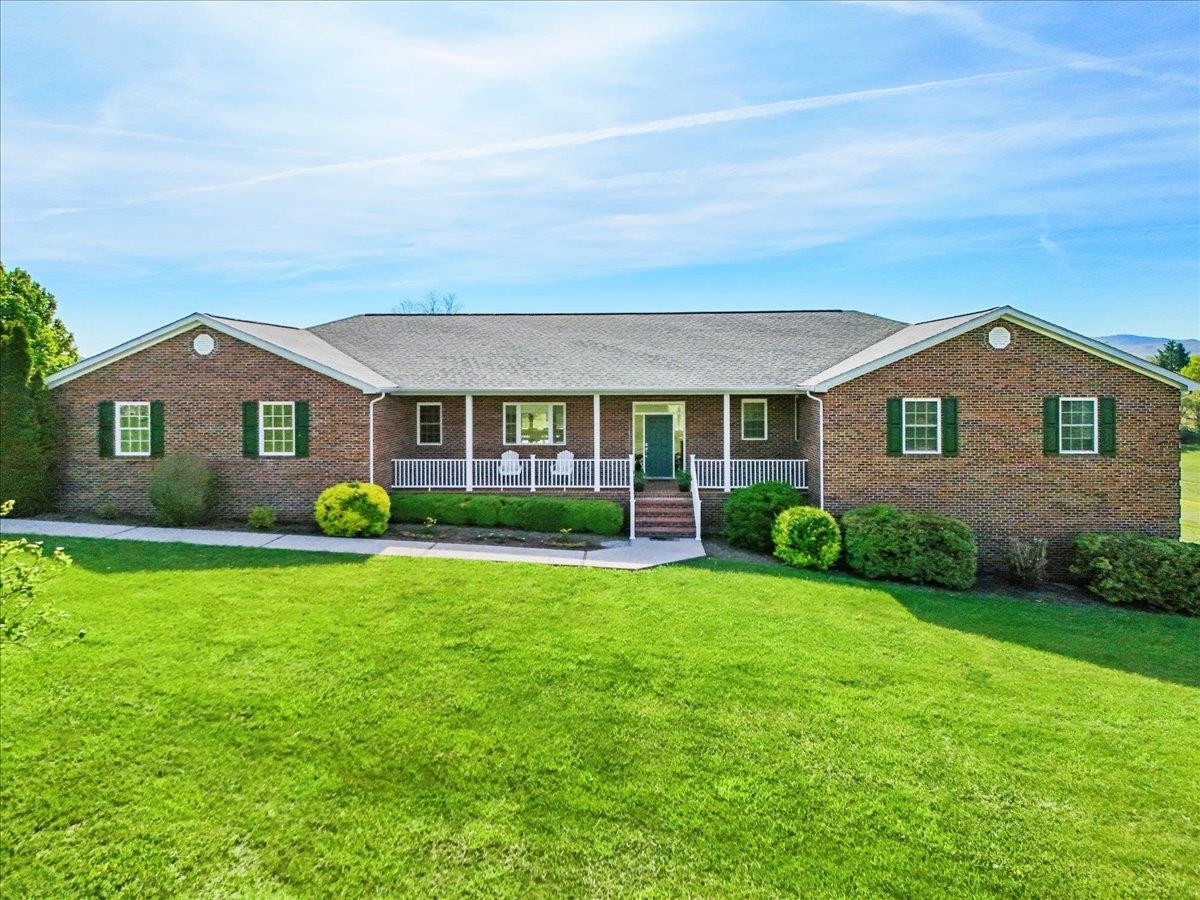 2664 Old Route 100 Road Draper VA 24324