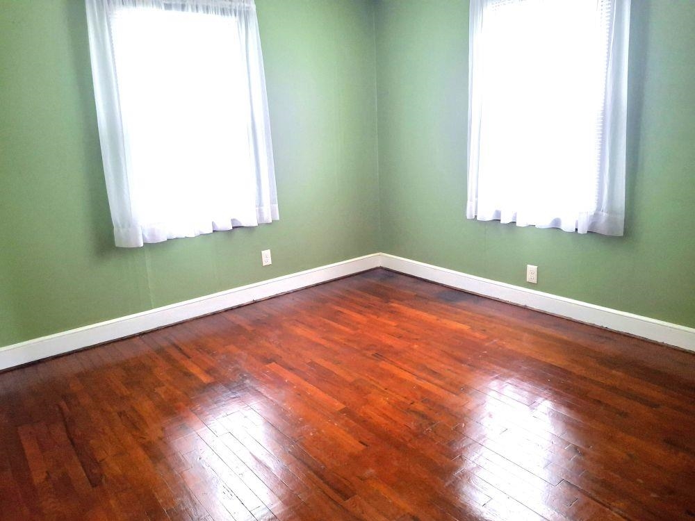 140 Pinehurst Avenue Narrows VA 24124