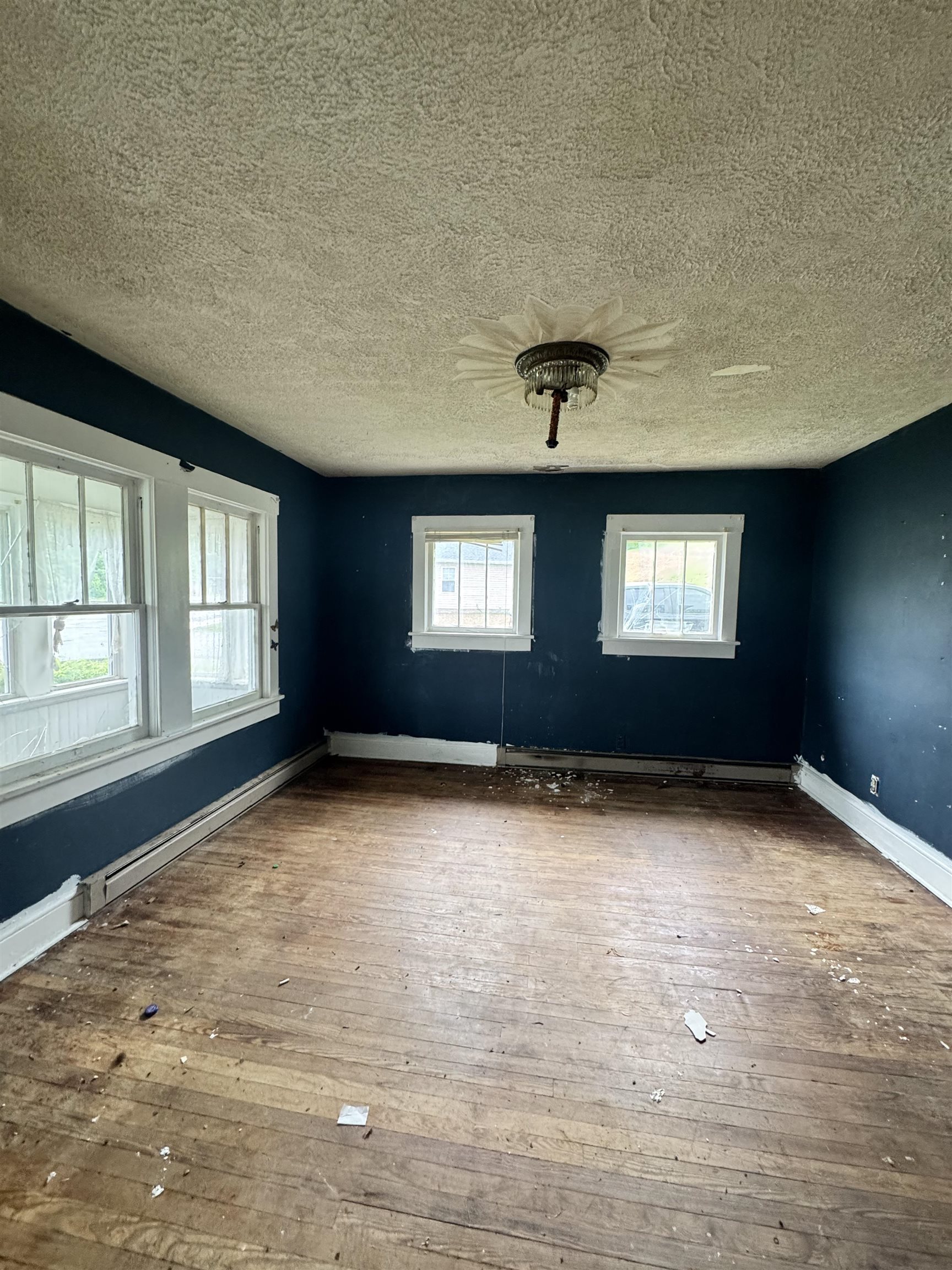 44 Pierce Avenue Pulaski VA 24301