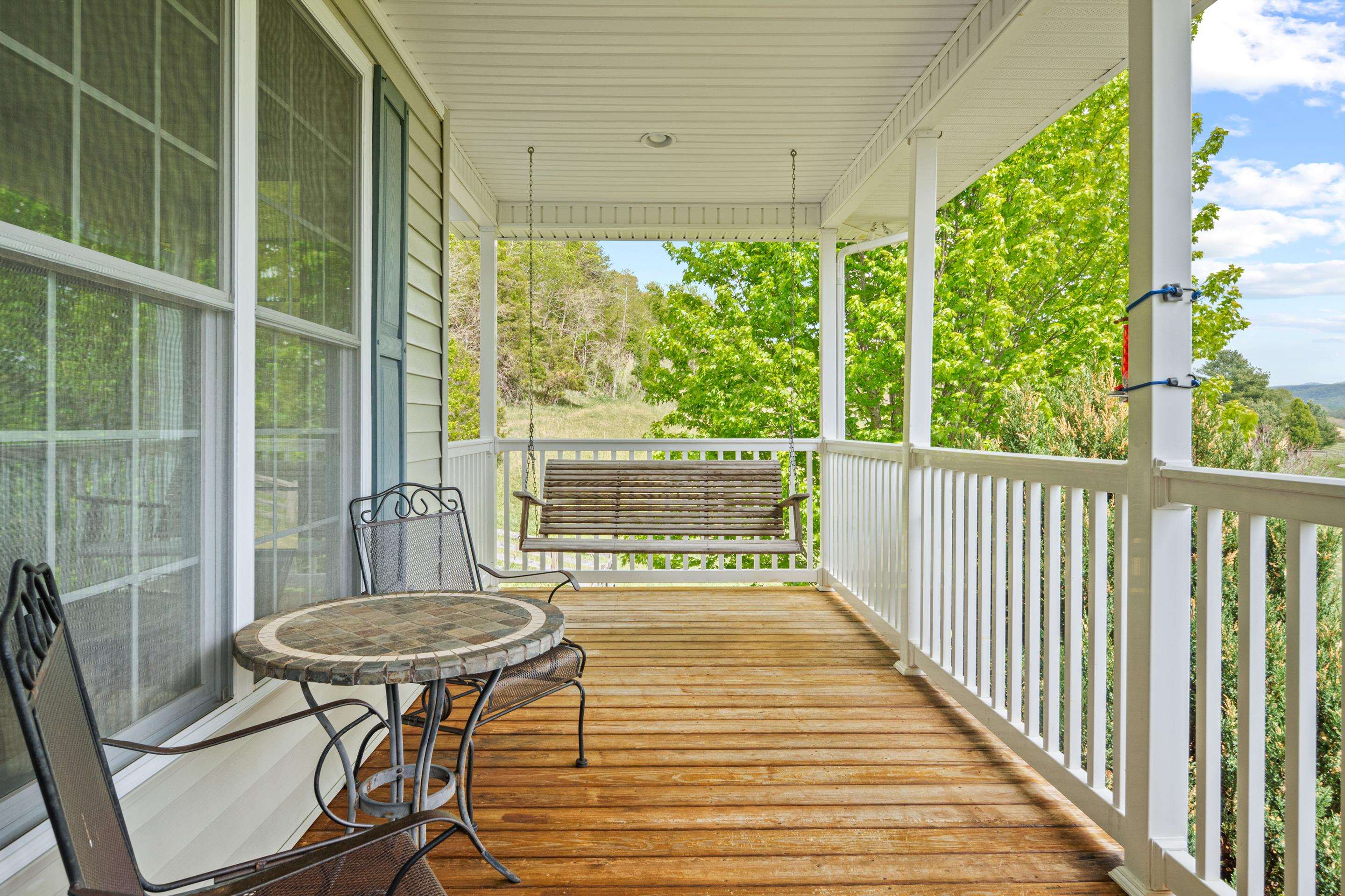 1471 Red Hawk Run Christiansburg VA 24073
