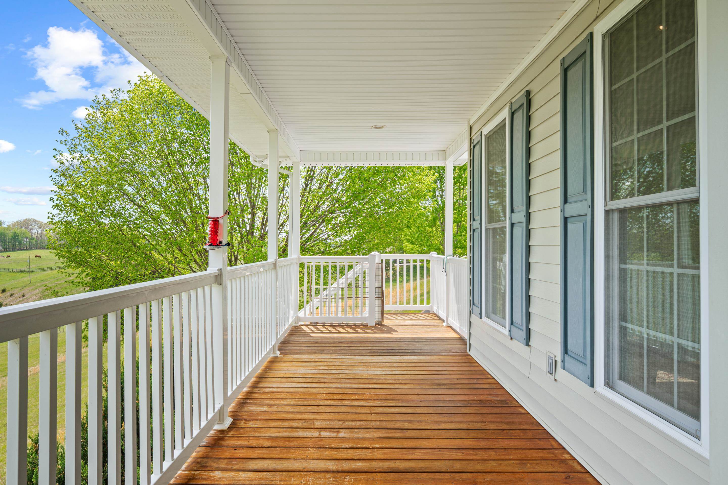 1471 Red Hawk Run Christiansburg VA 24073