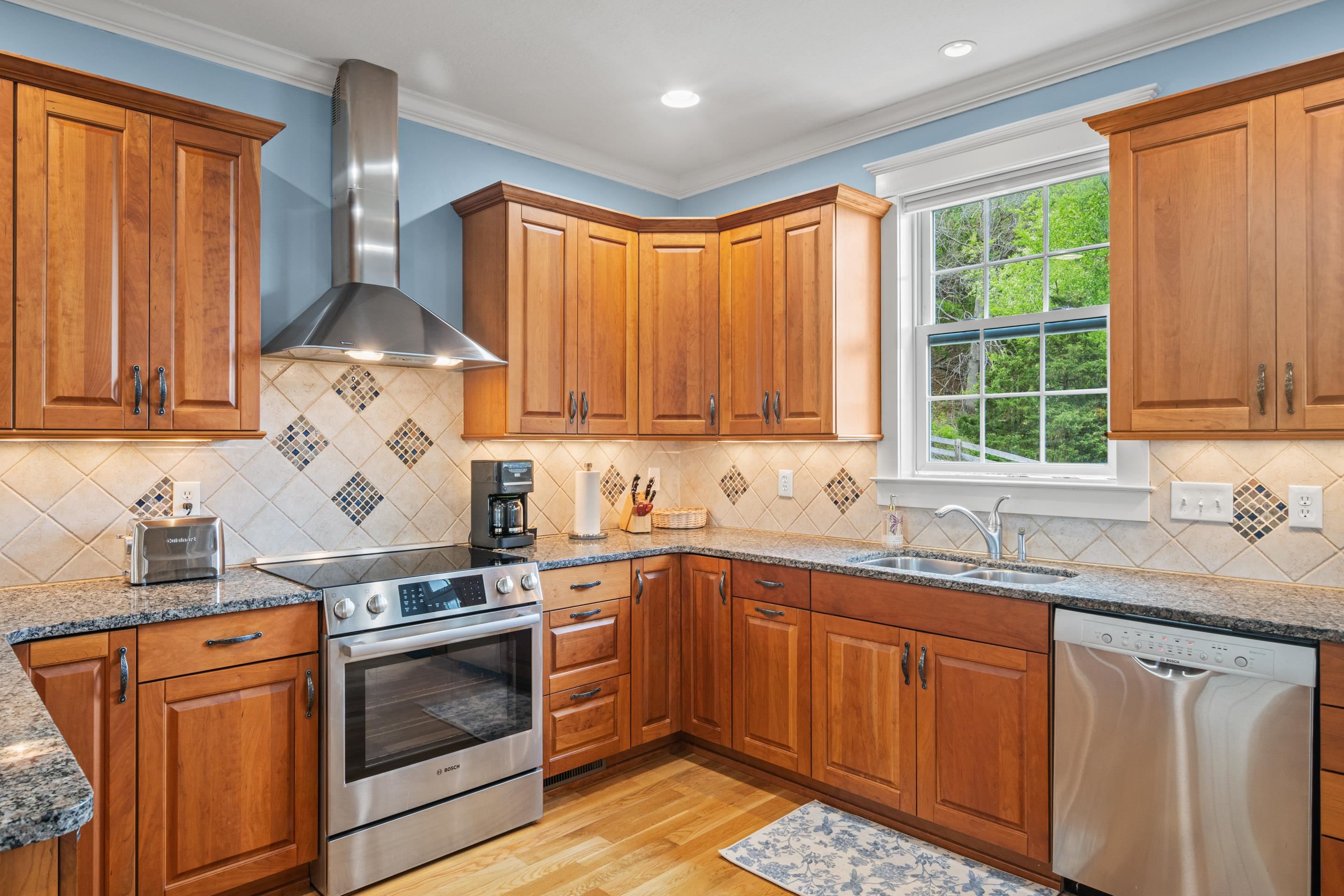 1471 Red Hawk Run Christiansburg VA 24073