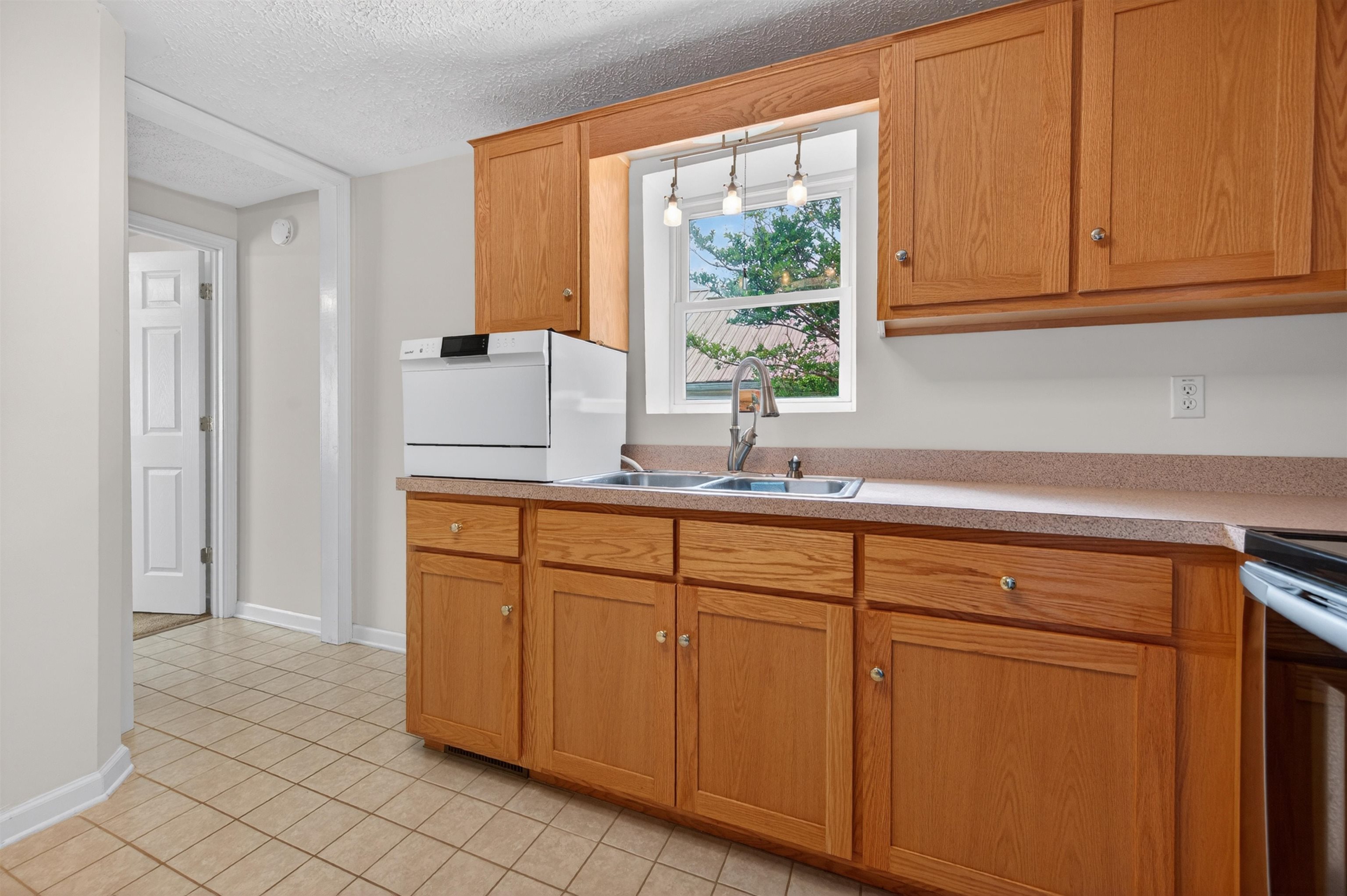 124 Cowan Street Radford VA 24141