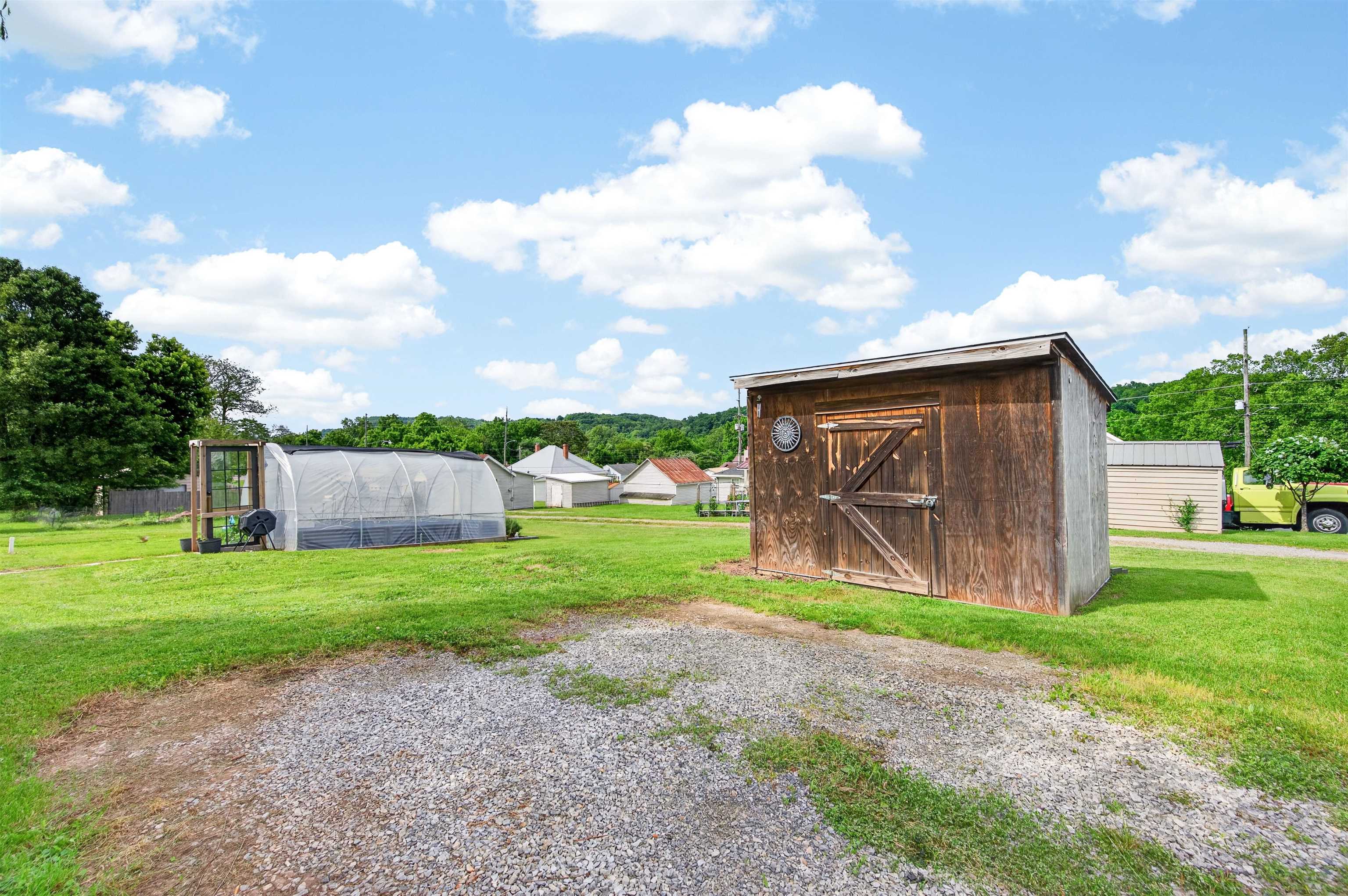 124 Cowan Street Radford VA 24141
