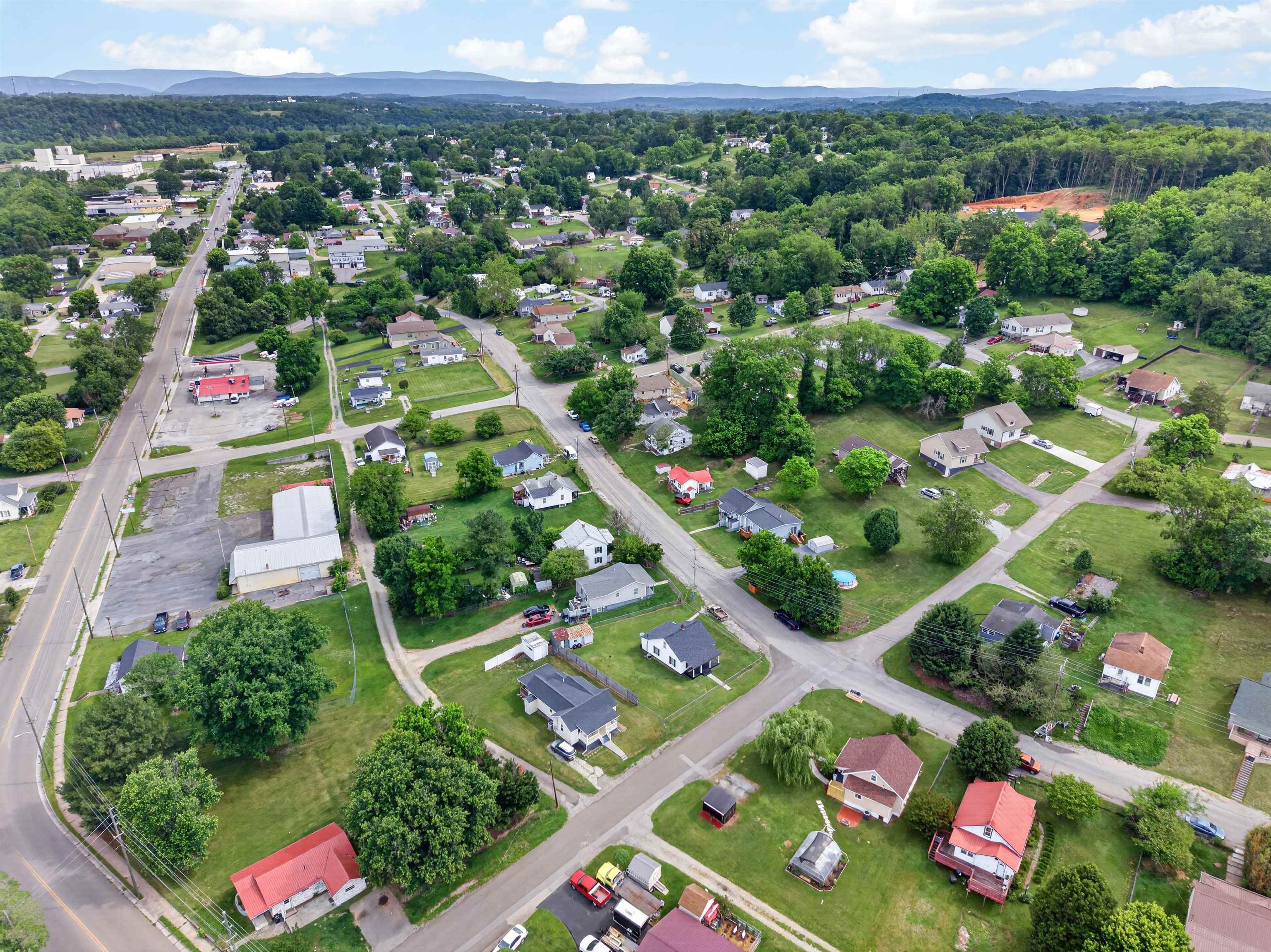 124 Cowan Street Radford VA 24141