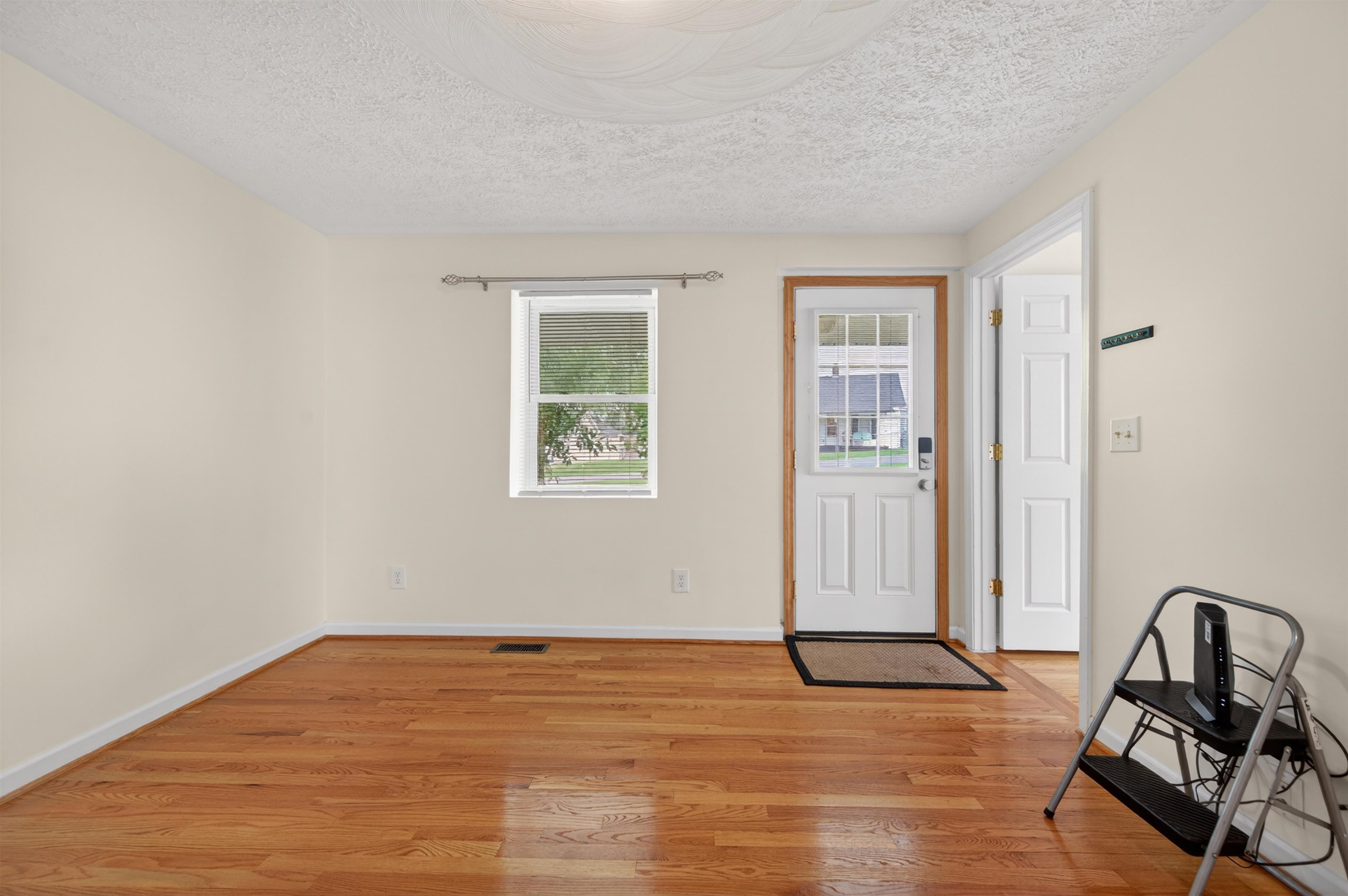 124 Cowan Street Radford VA 24141