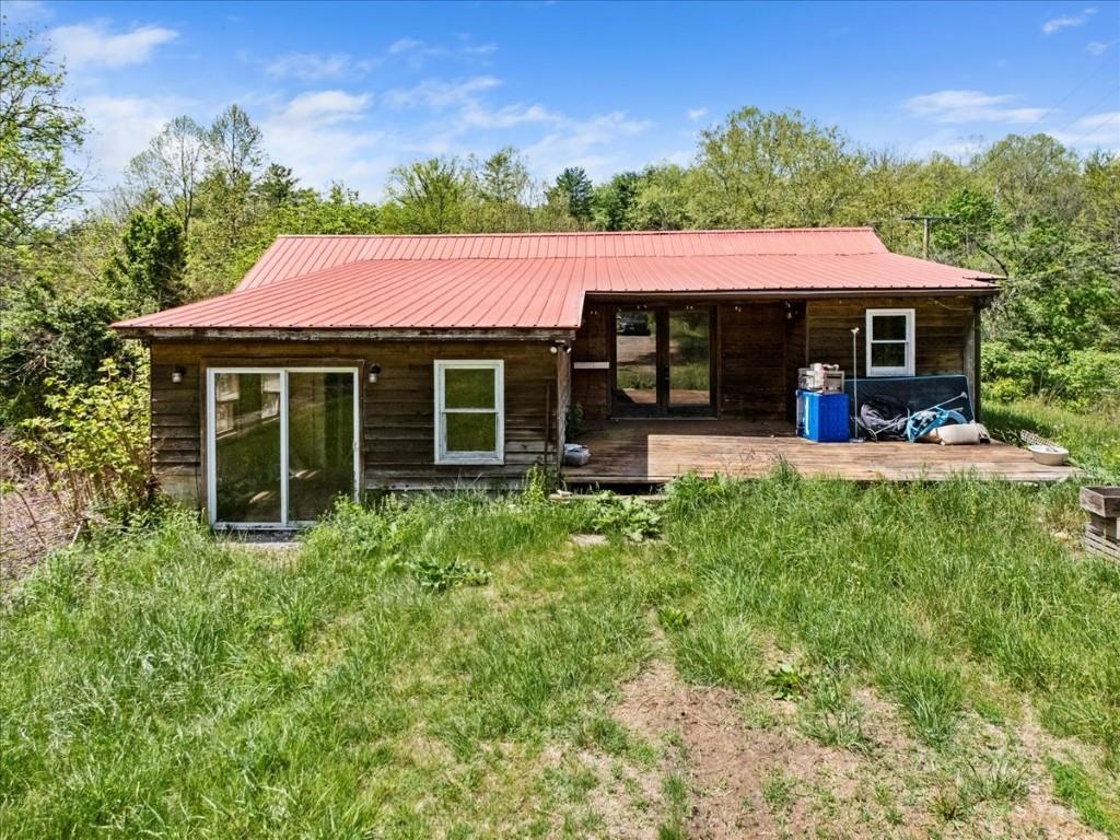 3862 Raspberry Lane Pulaski VA 24301