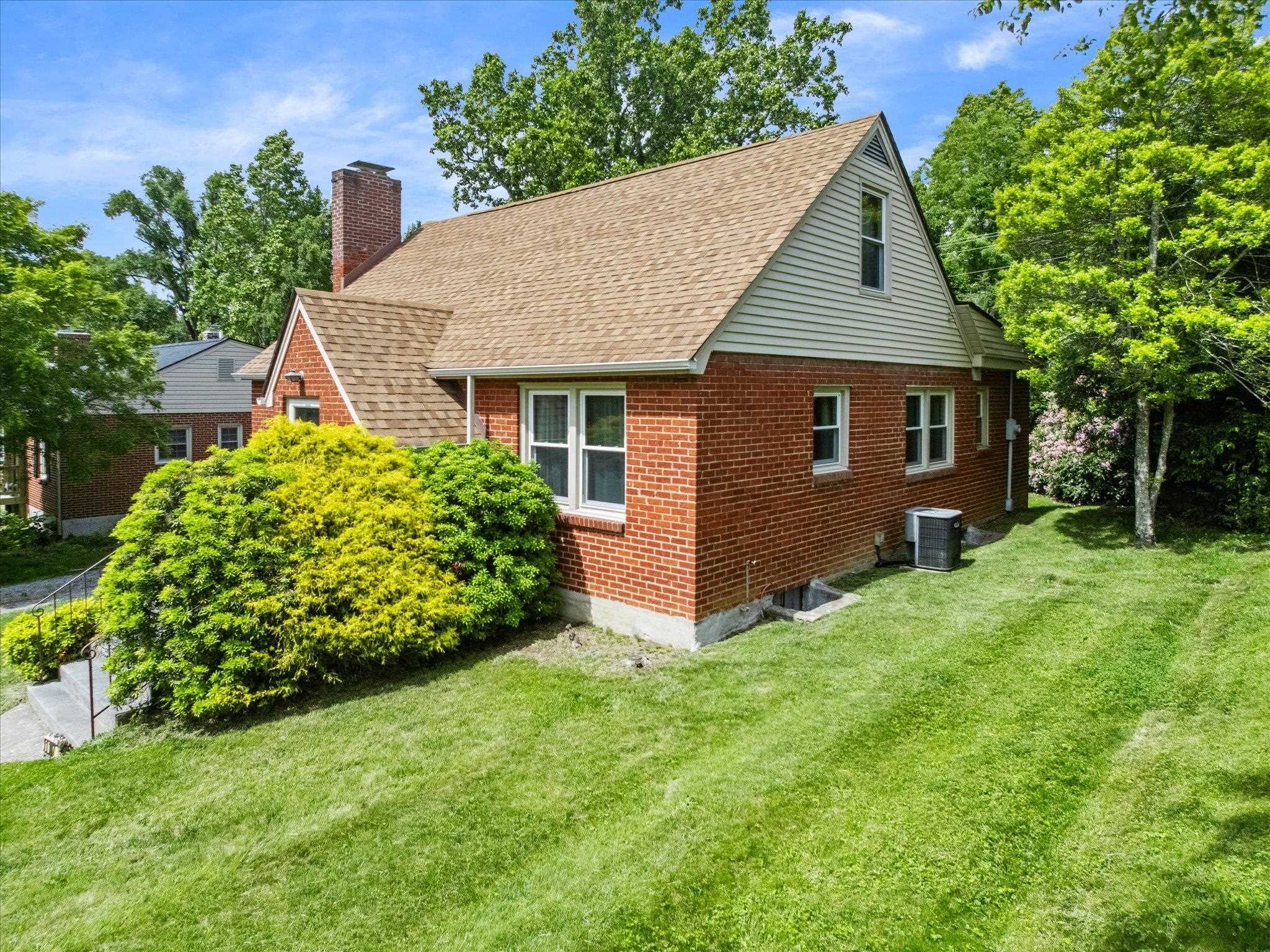 1107 Kentwood Drive Blacksburg VA 24060