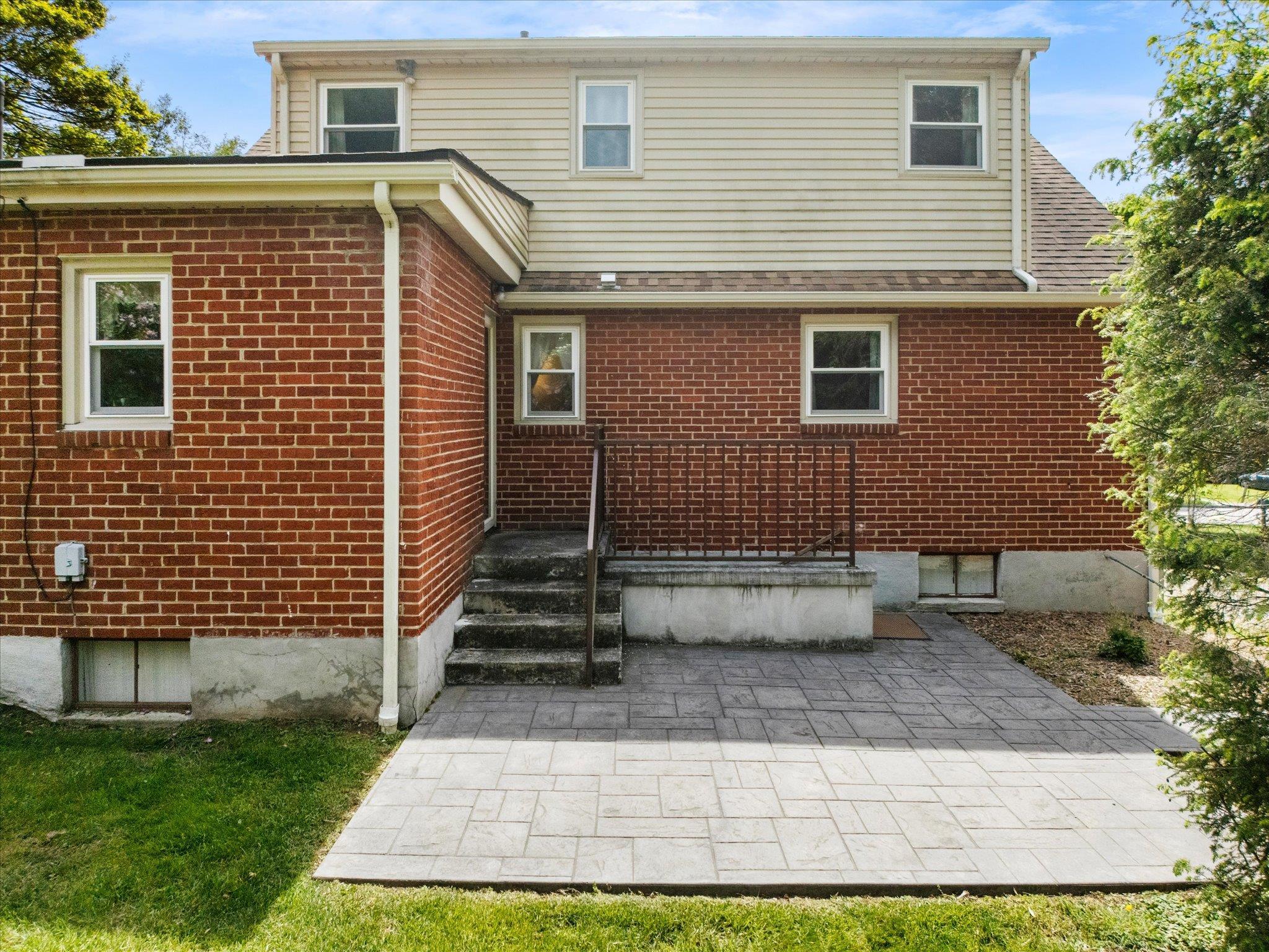 1107 Kentwood Drive Blacksburg VA 24060
