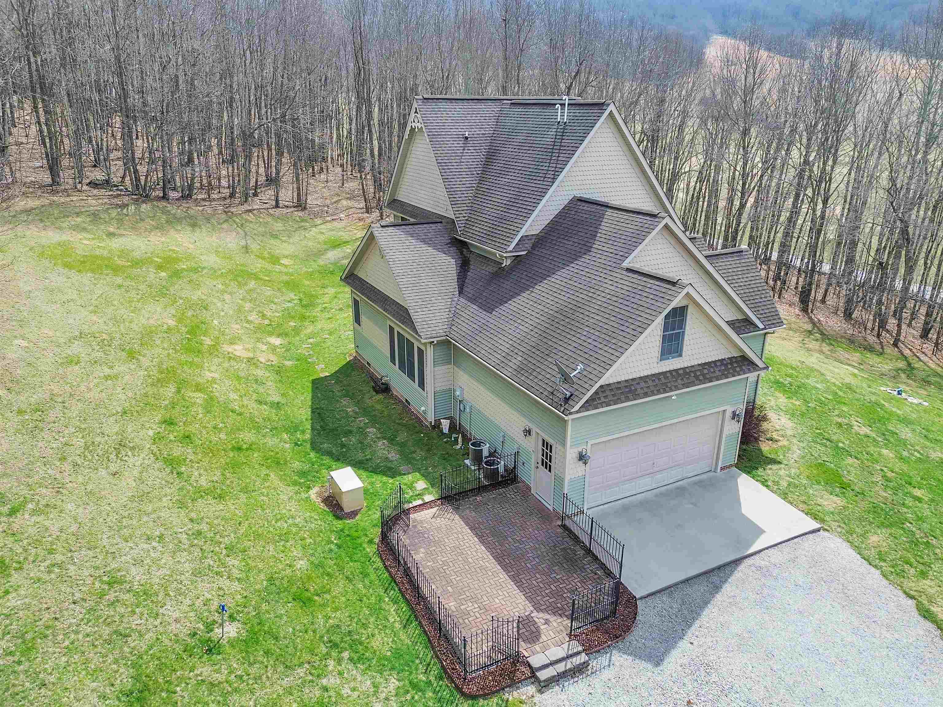 11309 Cumberland Gap Road New Castle VA 24127