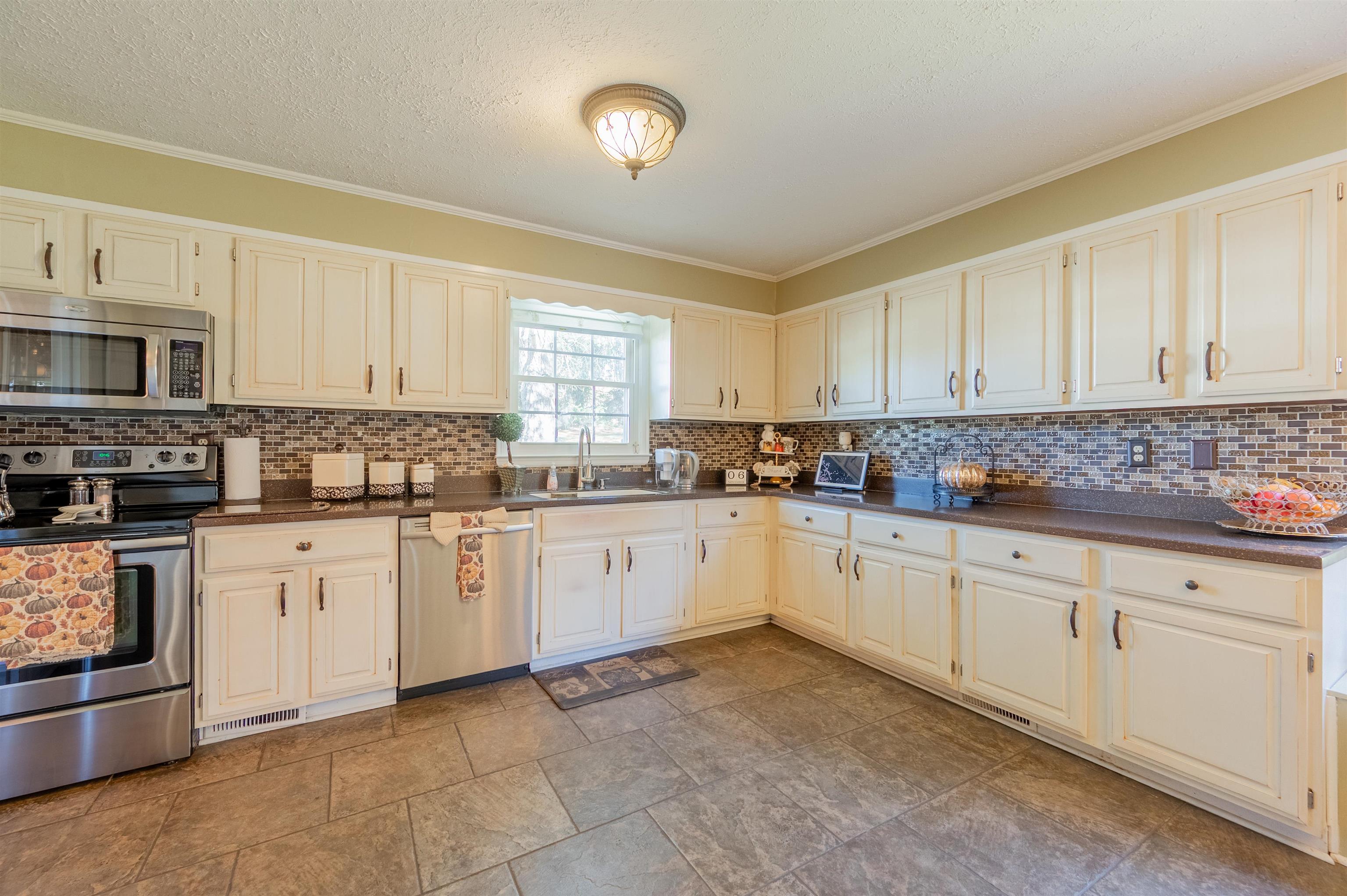 1217 Memorial Drive Pulaski VA 24301