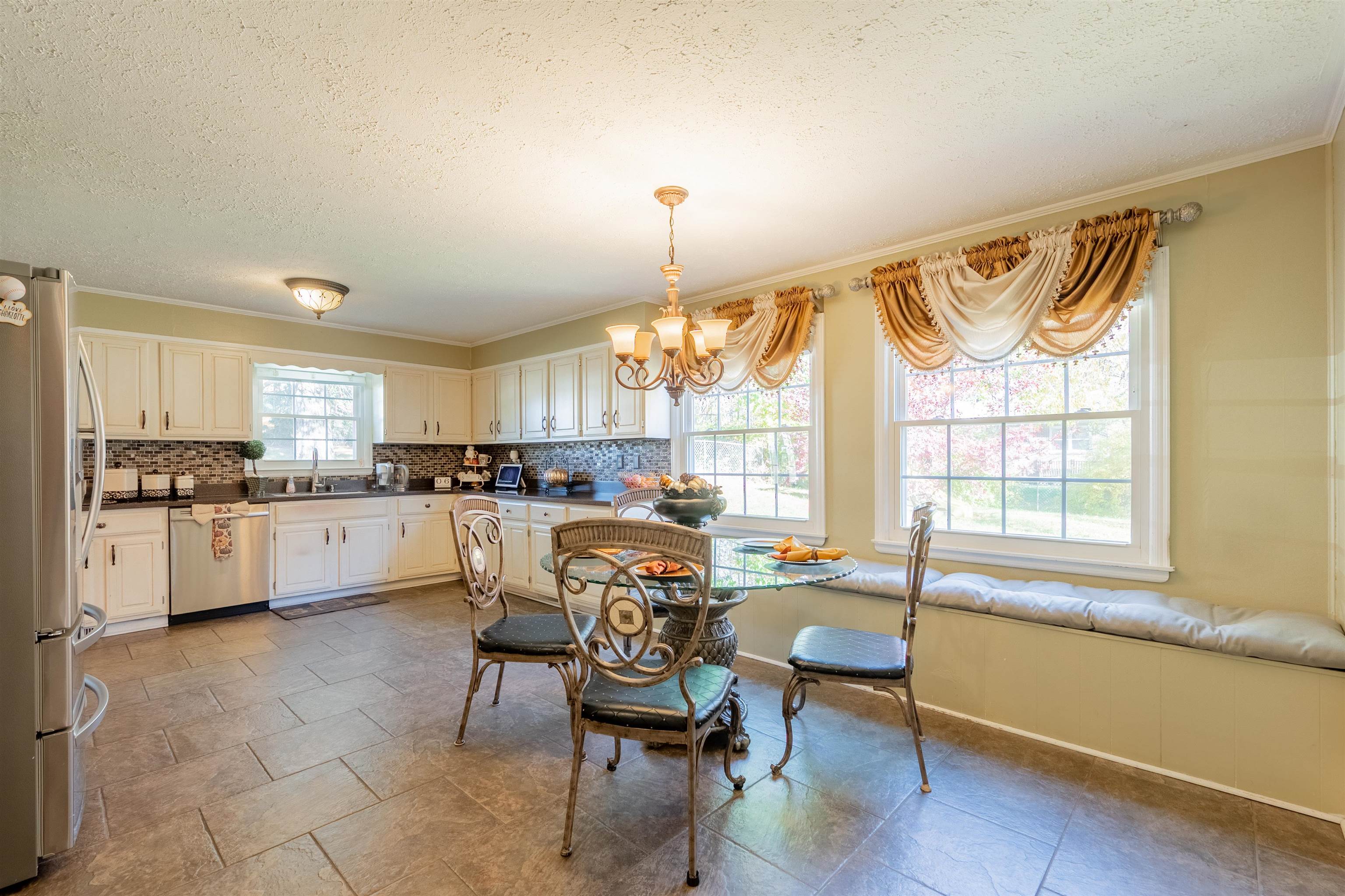 1217 Memorial Drive Pulaski VA 24301