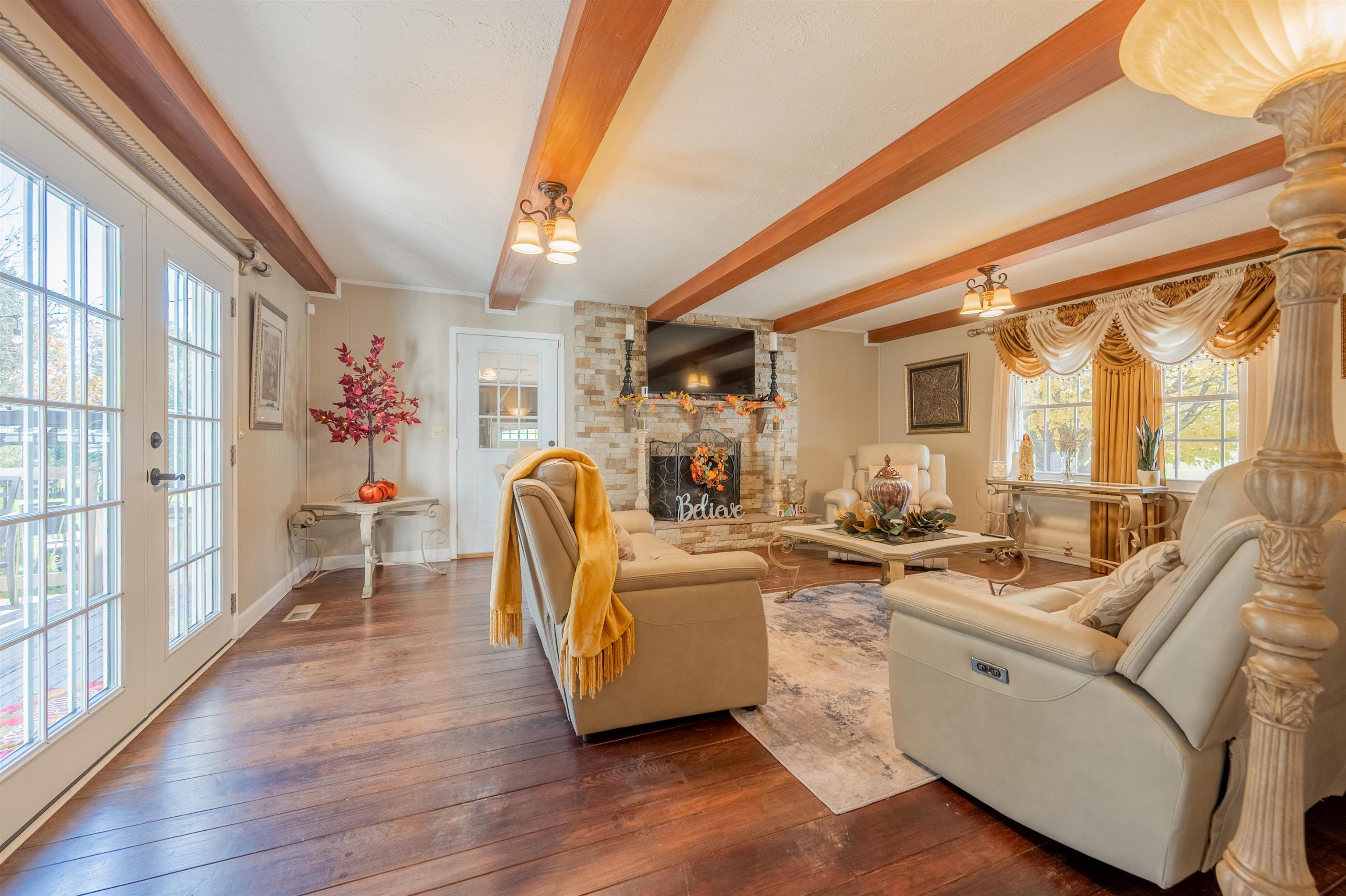 1217 Memorial Drive Pulaski VA 24301