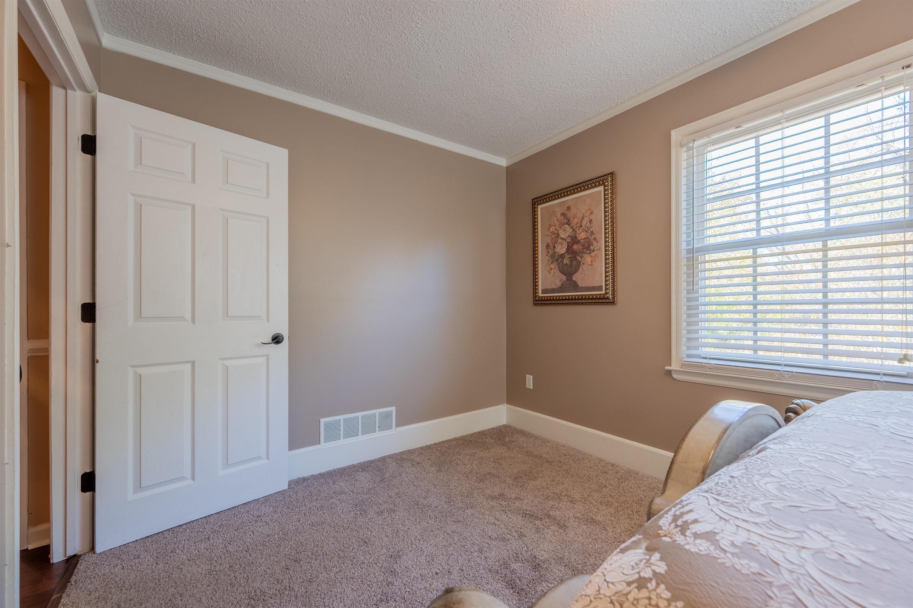 1217 Memorial Drive Pulaski VA 24301