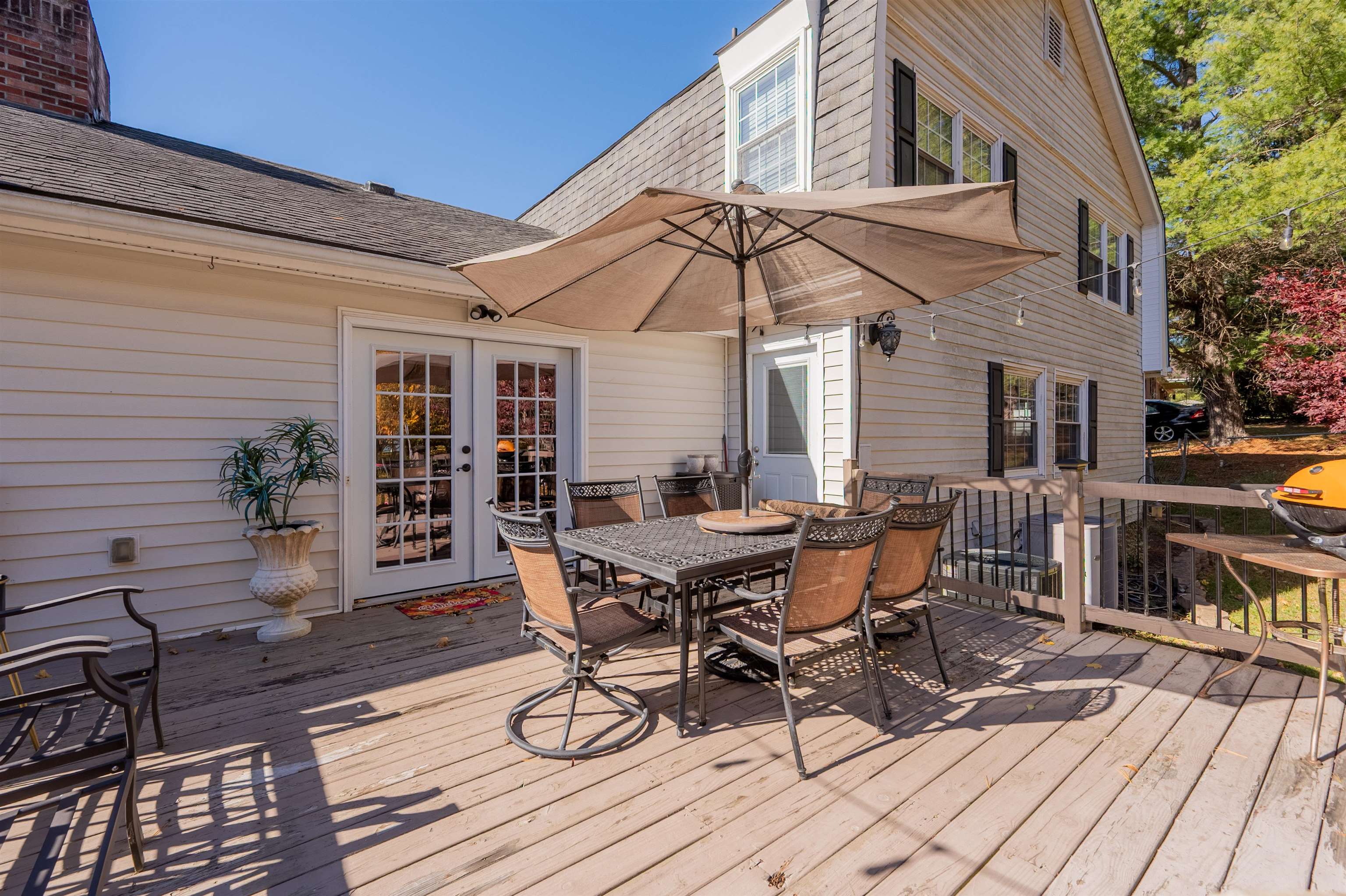 1217 Memorial Drive Pulaski VA 24301