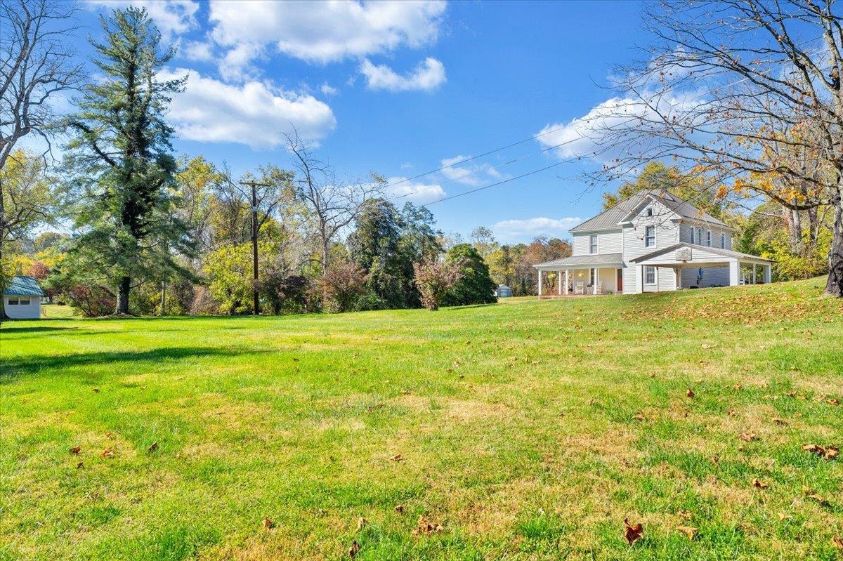 30461 30461 Oxford Avenue Meadowview VA 24361