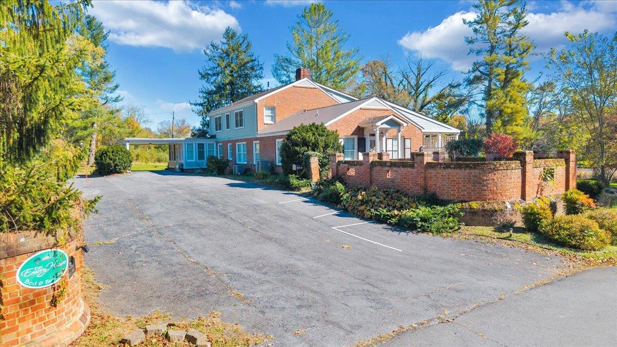 30461 30461 Oxford Avenue Meadowview VA 24361